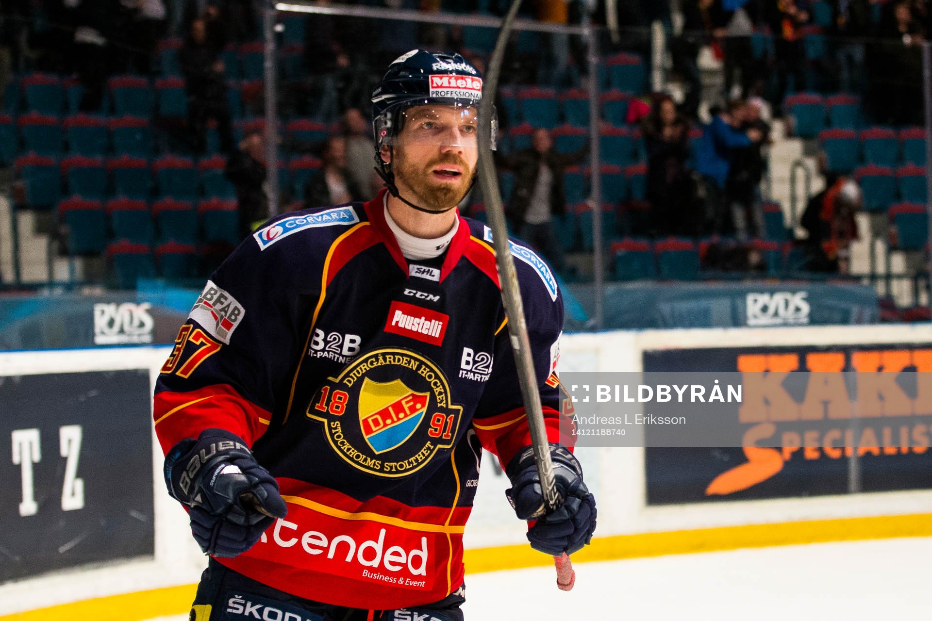 Djurgårdens Mikael Samuelsson jublar