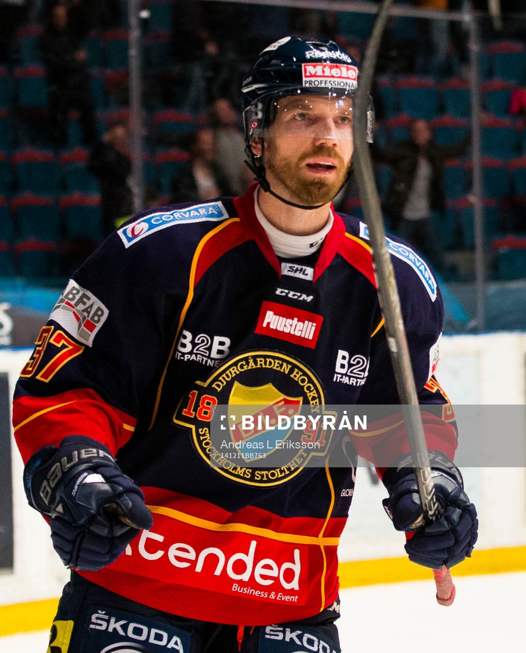 Djurgårdens Mikael Samuelsson jublar