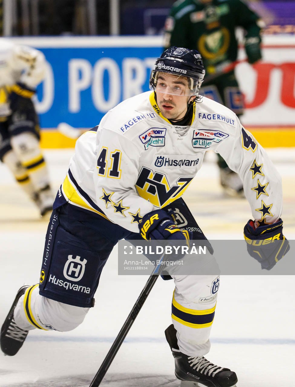 s Chris Campoli