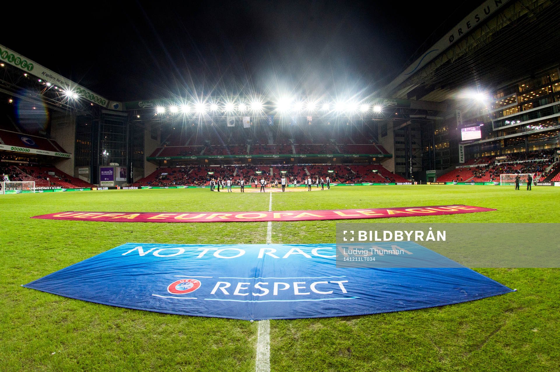 Översiktsbild över planen i Parken inför fotbollsmatchen i Europa League mellan DC Köpenhamn och Torino den 11 december 2014 i Köpenhamn. 