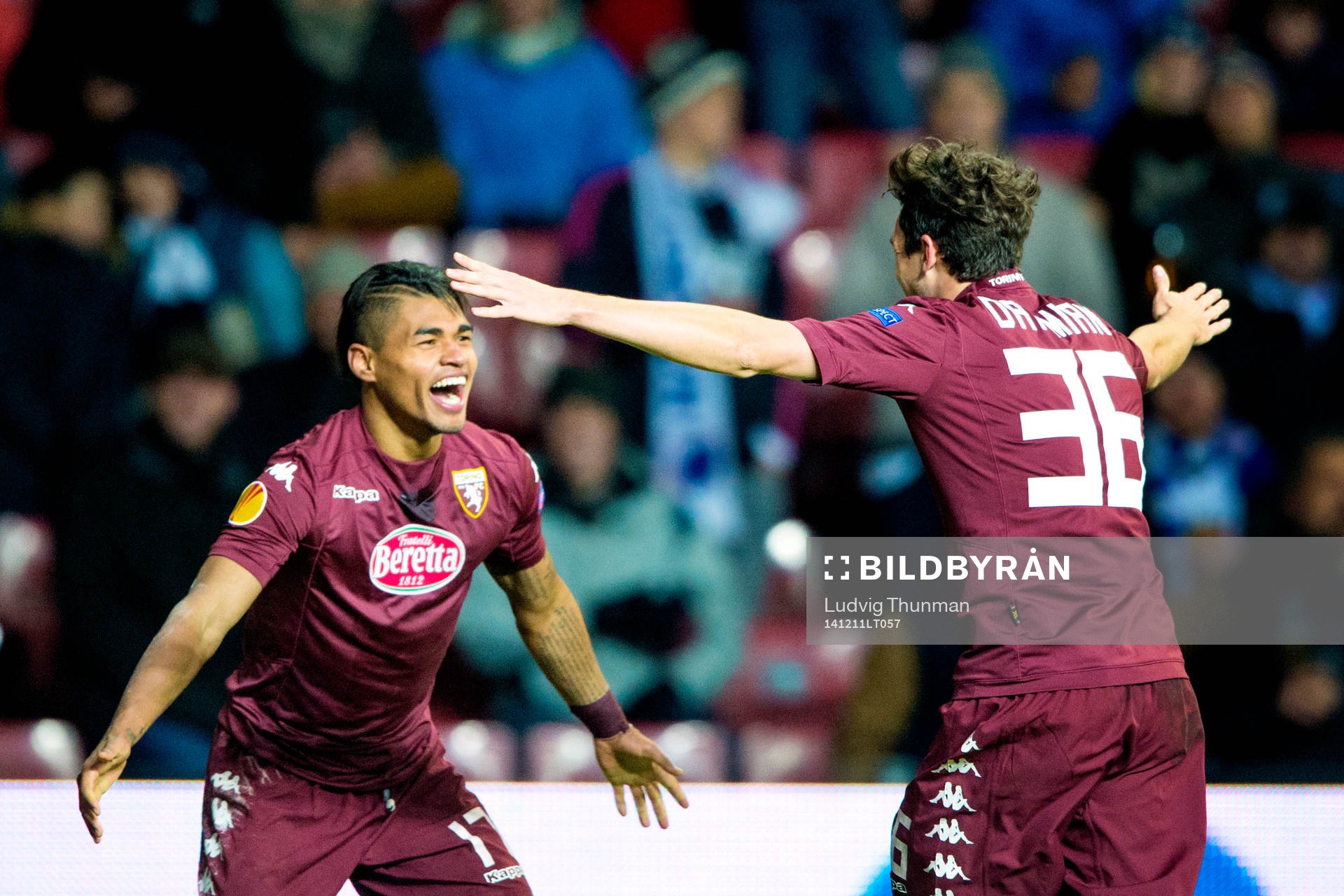 Torinos Josef Martínez och Matteo Darmian jublar