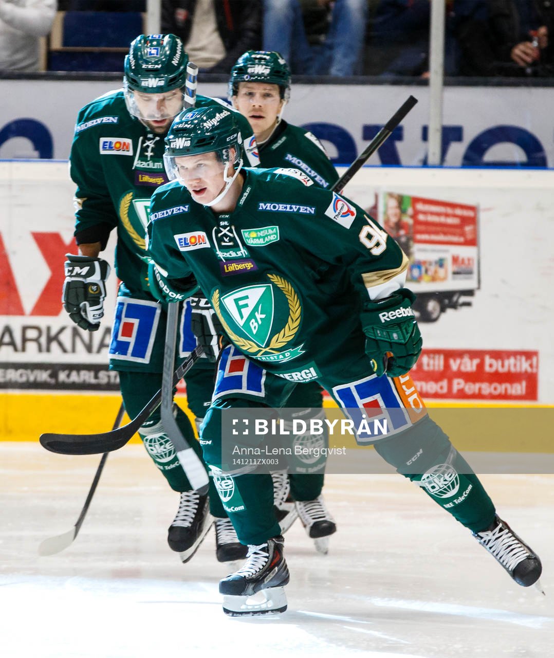 Färjestads Toni Rajala jublar