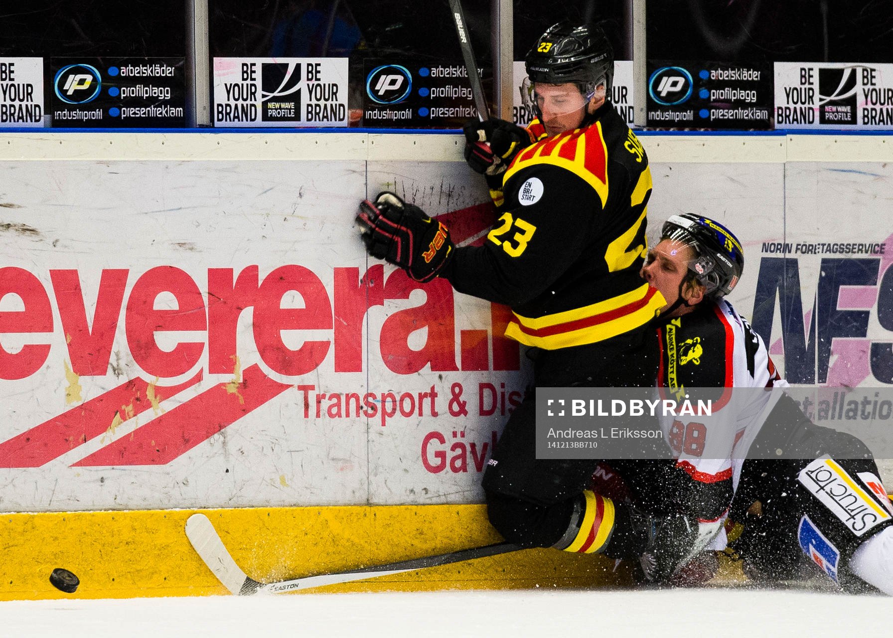 Brynäs Bill Sweatt och Örebros Viktor Ekbom