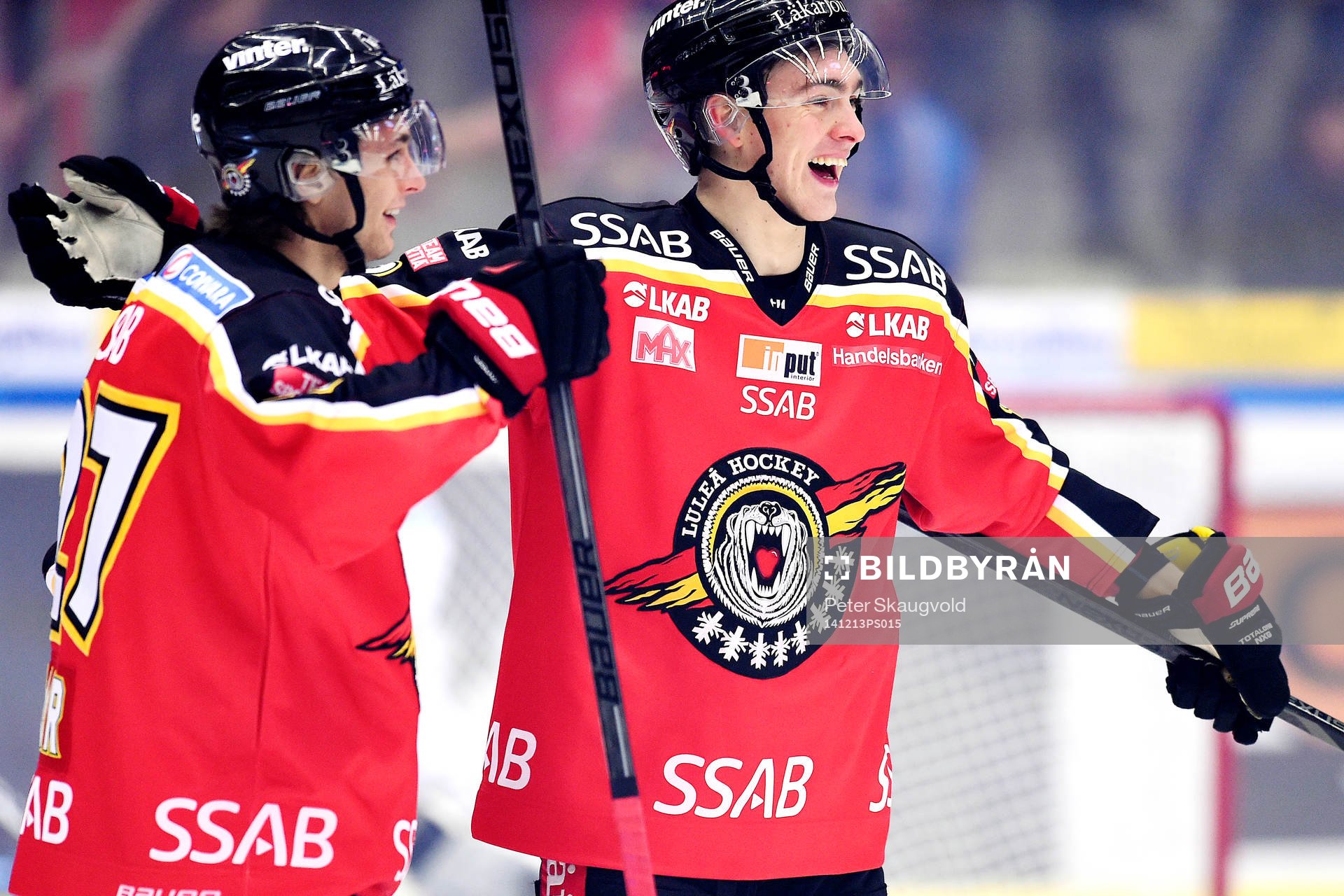 Luleås Daniel Zaar gör 1-0 och jublar med Johan Forsberg