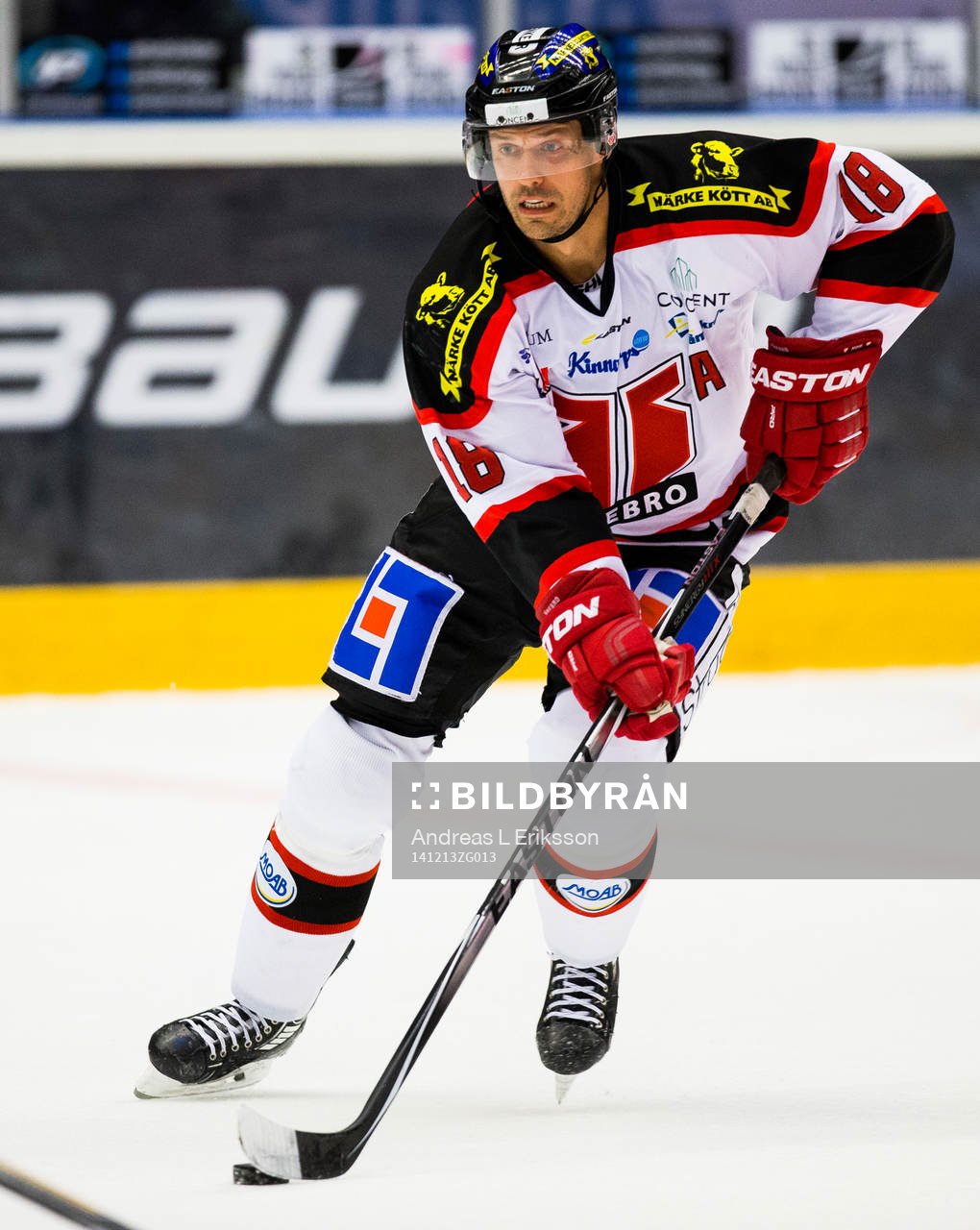 Örebros Jared Aulin med pucken