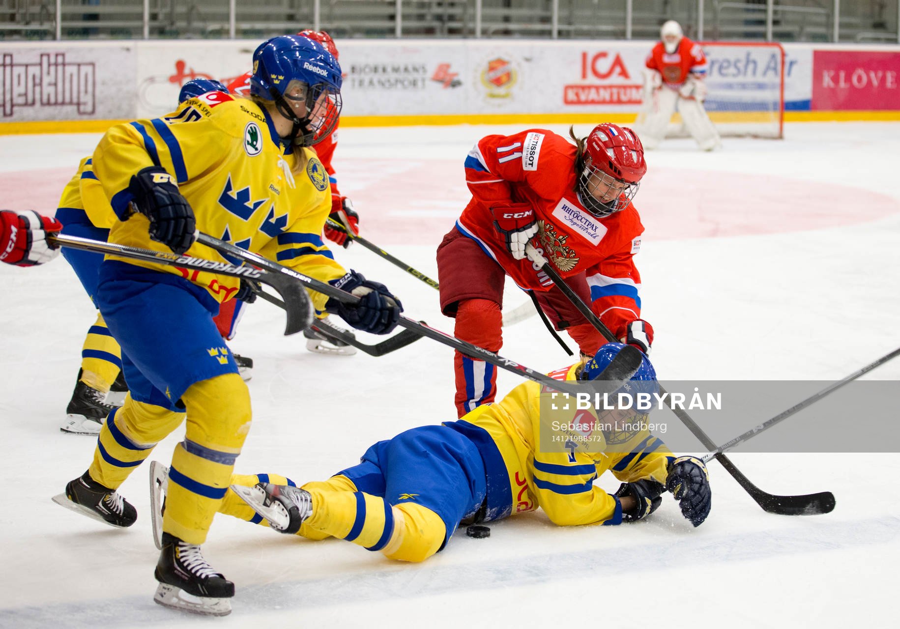 Sveriges Alexandra Palm och Johanna Fällmani kamp med