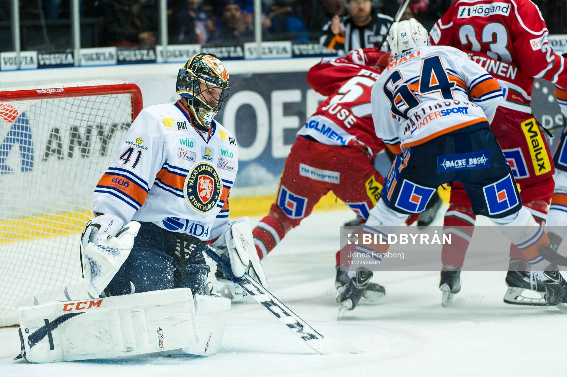 Modos Simon Önerud  sätter 3-1 målet och Växjös