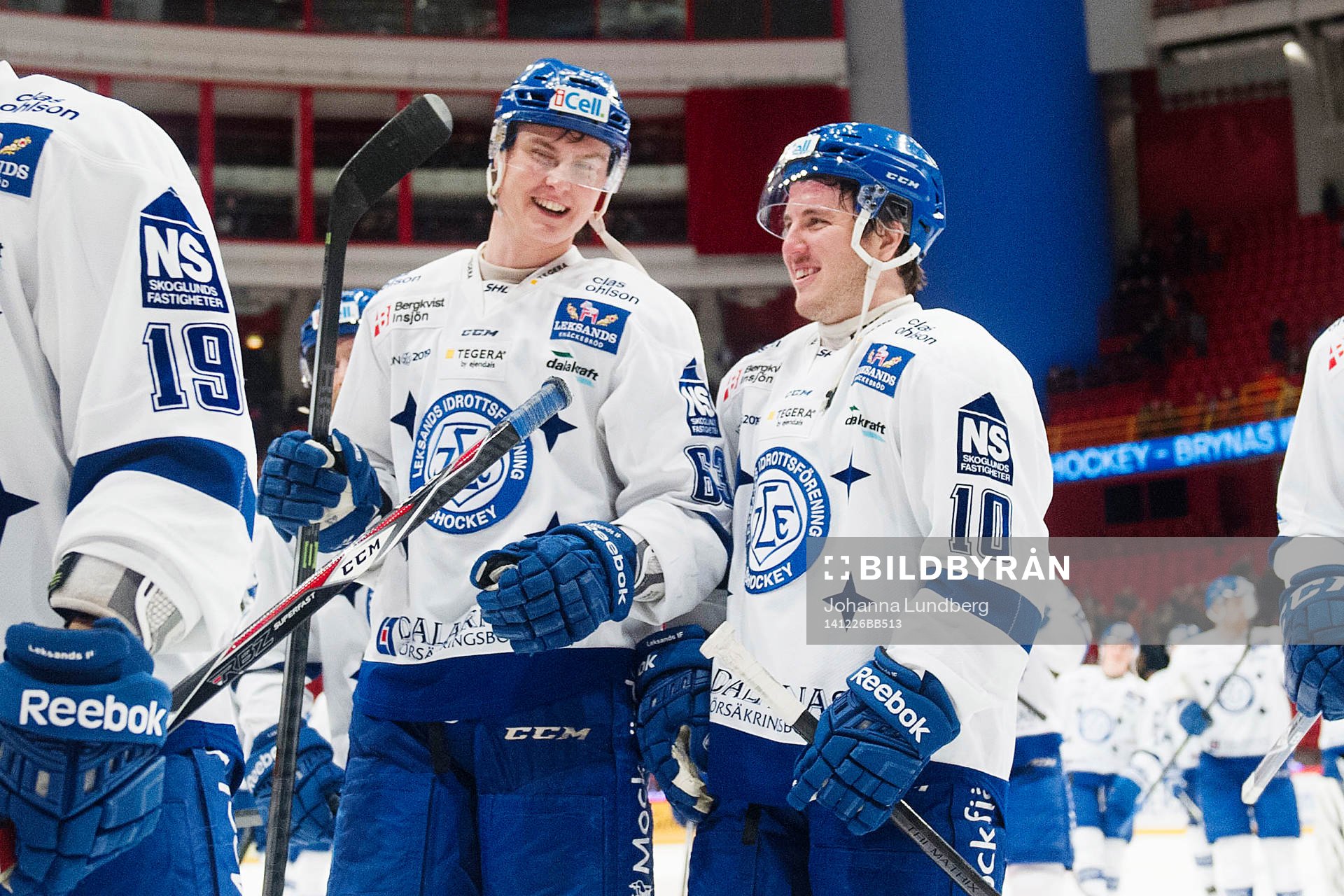 Leksands Fredrik Händemark och Brian Connelly  jublar