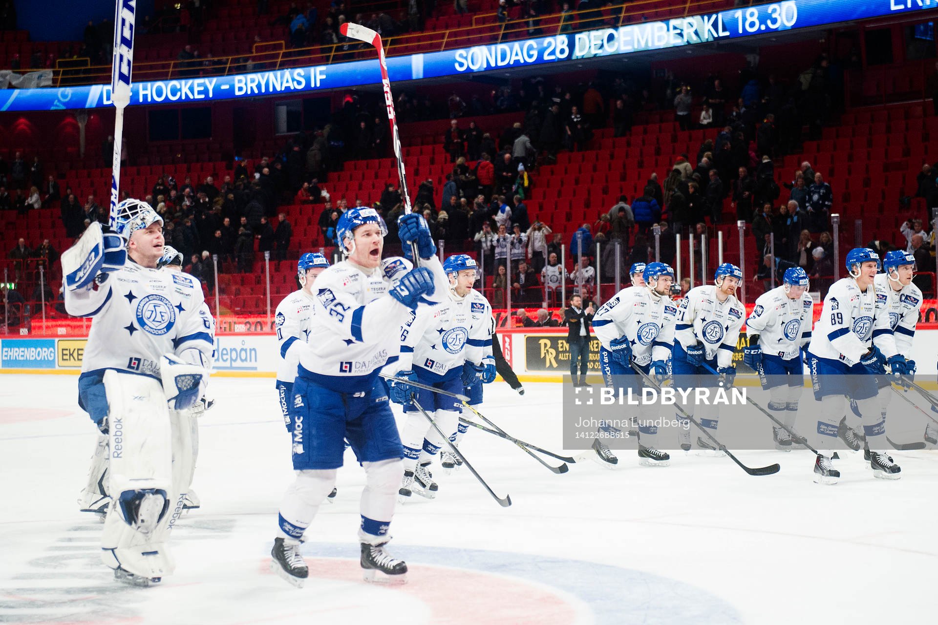 Leksands målvakt Oscar Alsenfelt och Jens Bergenström med