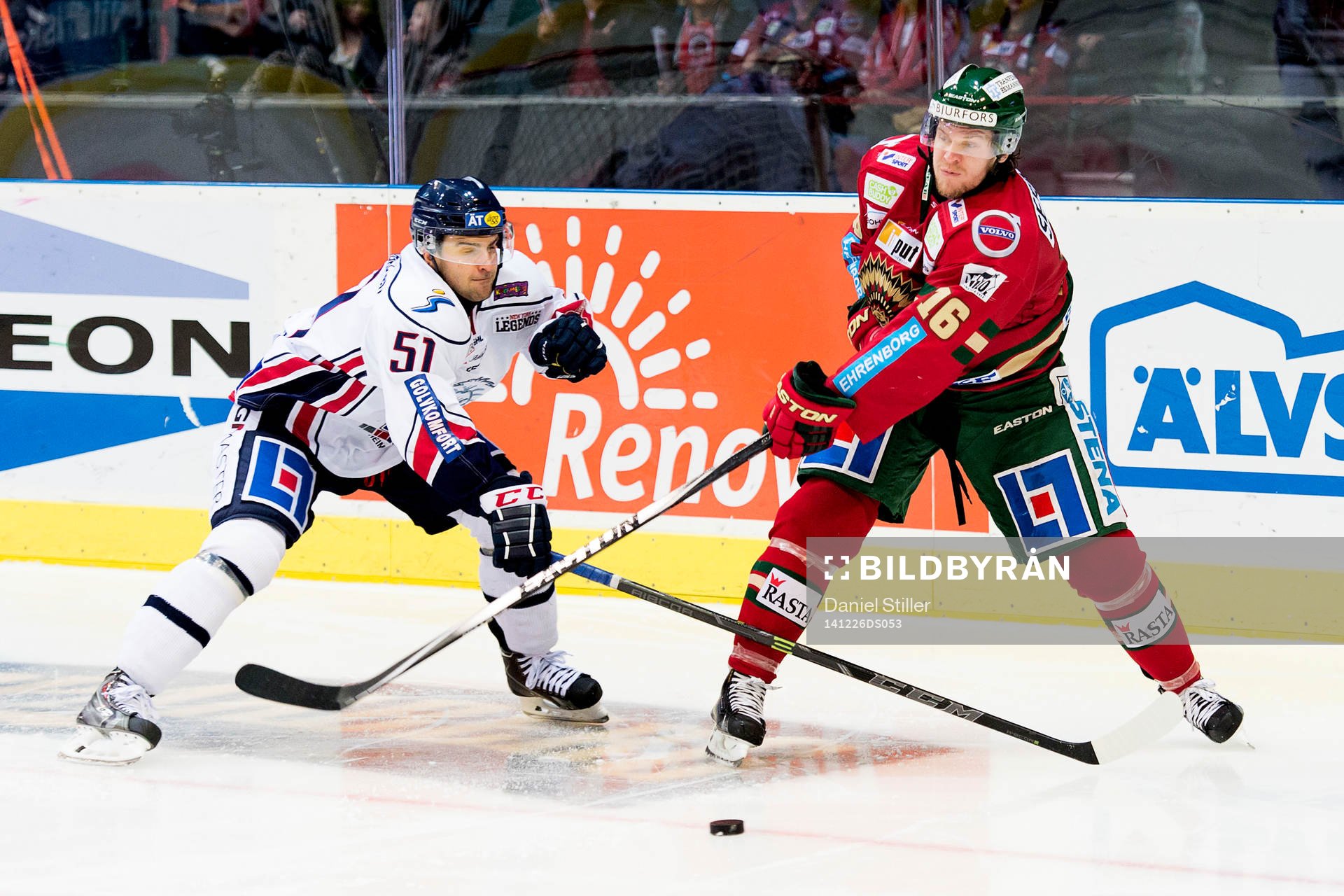 Linköpings Dominik Granak och Frölundas Anton Axelsson