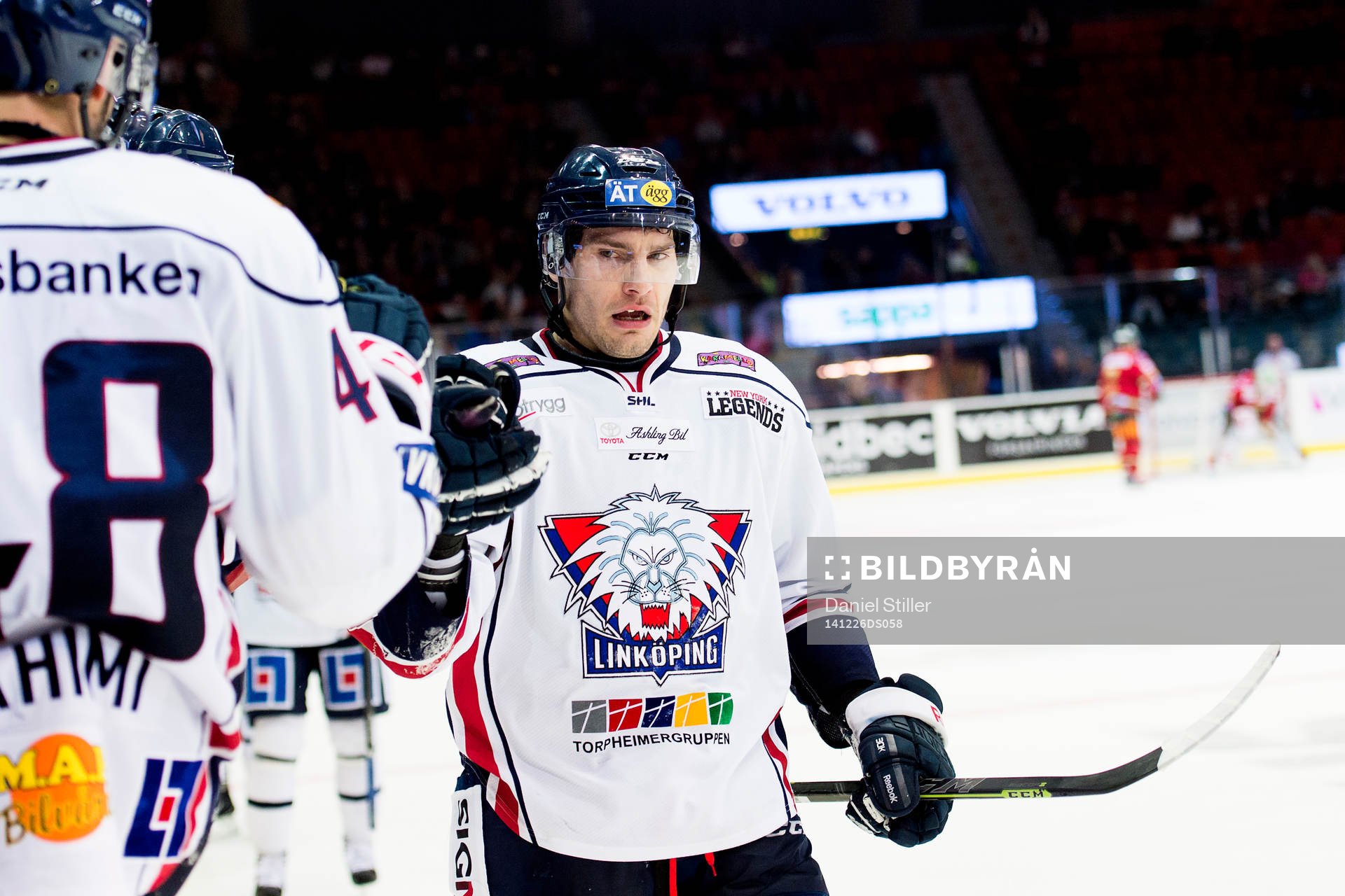 Linköpings Mattias Sjögren jublar