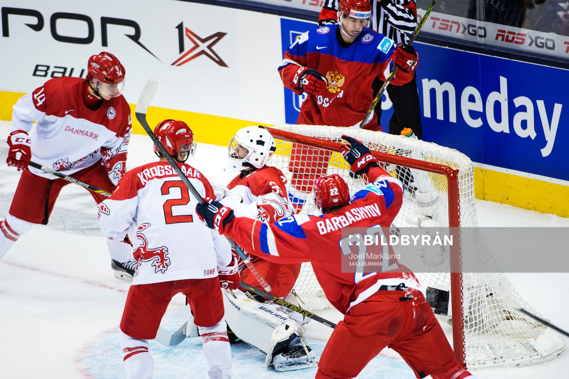 Rysslands Nikolai Goldobin och Ivan Barbashyov jublar