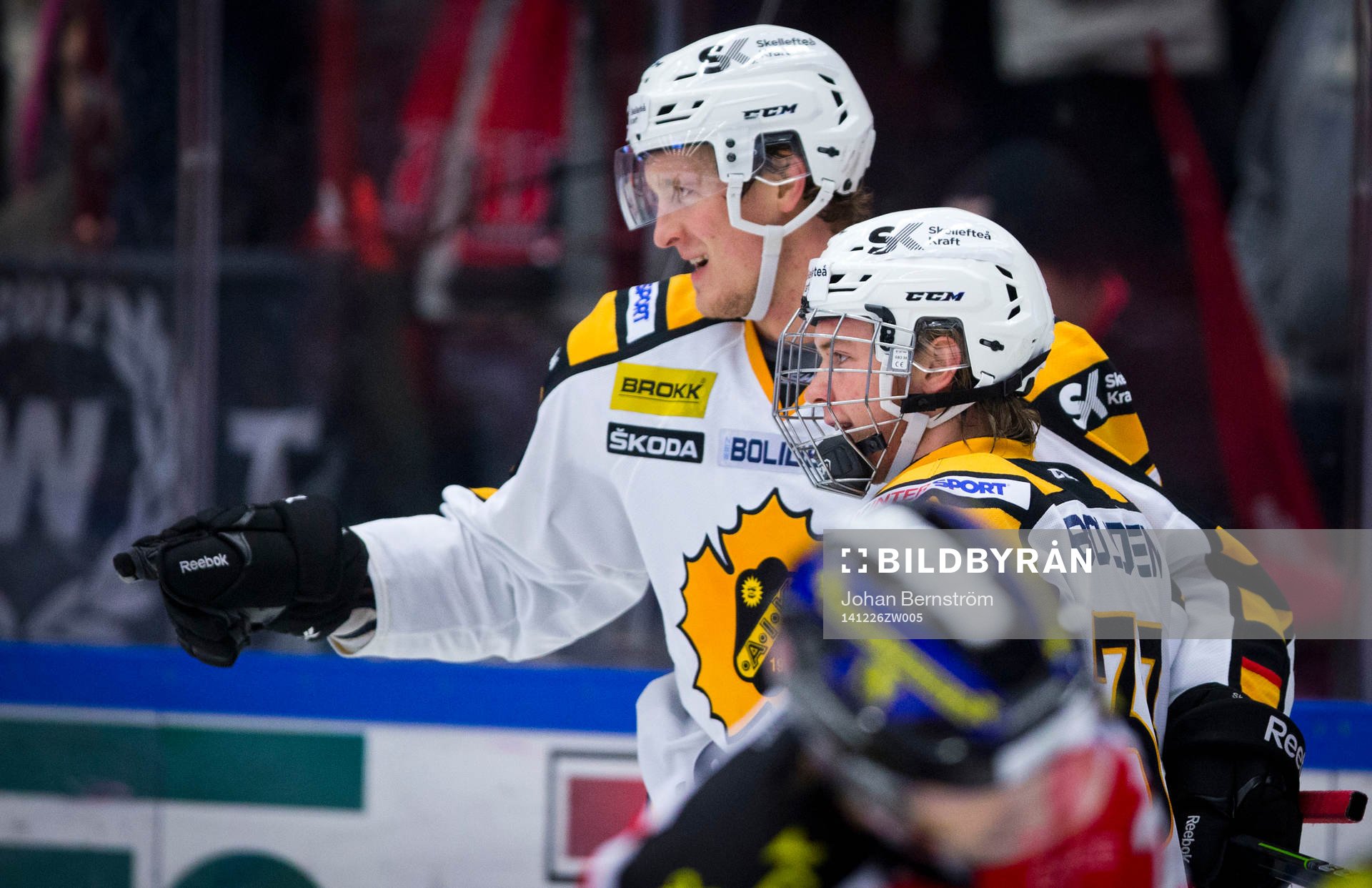 Skellefteås Mikko Lehtonen gör 2-2 och jublar med
