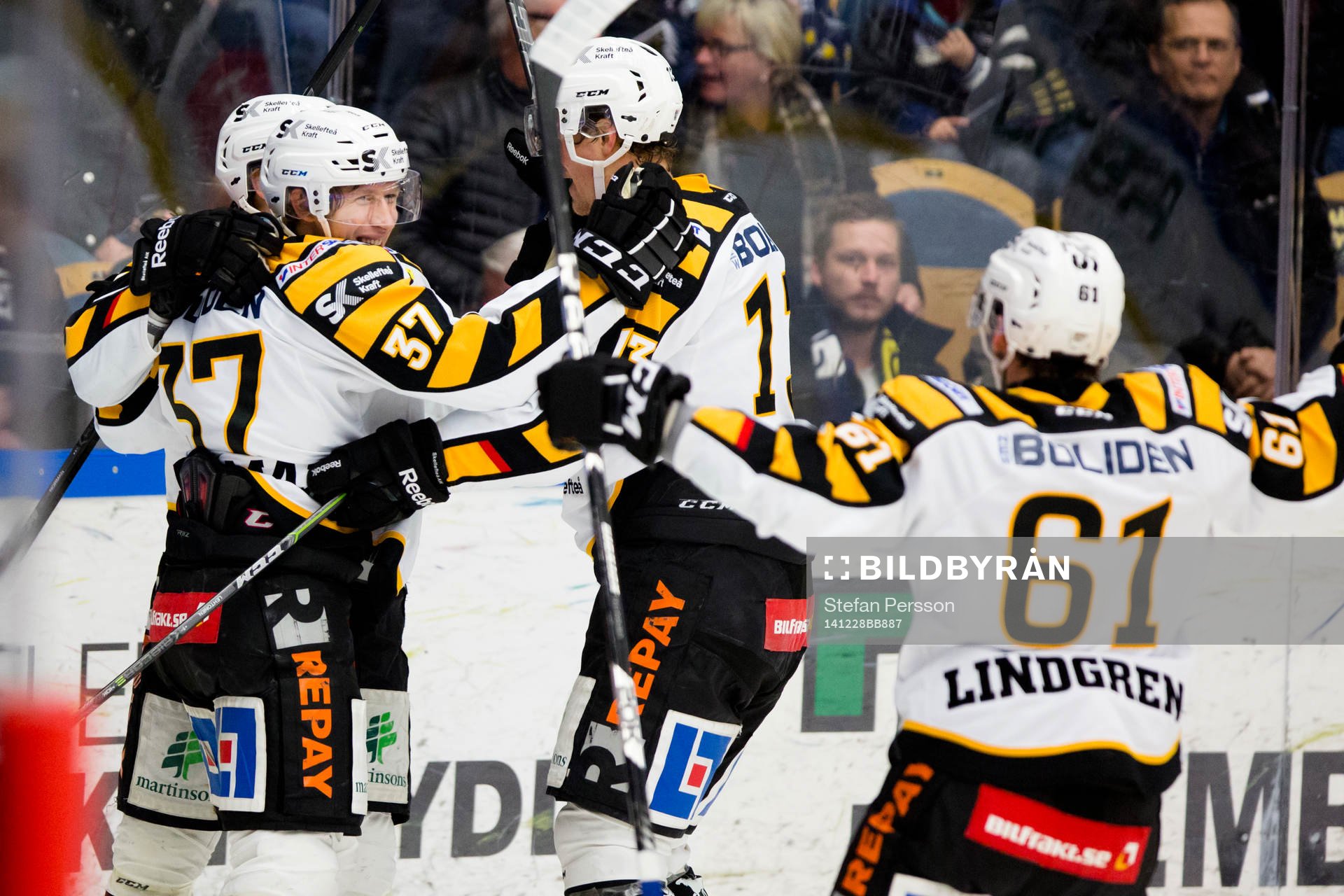 Målskytten Skellefteås John Norman, Mikko Lehtonen och