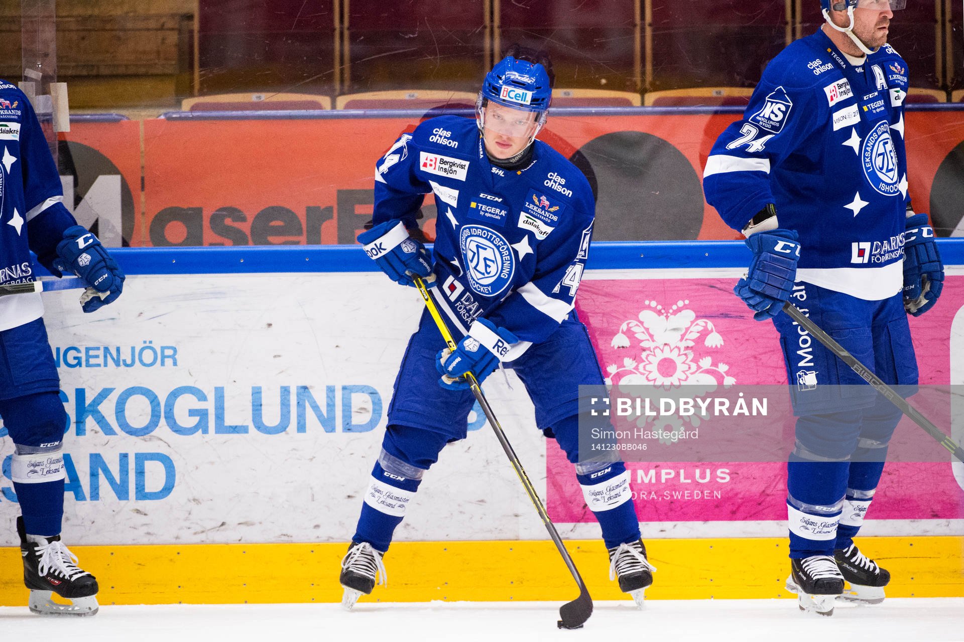 Leksands Carl Ericson före ishockeymatchen i SHL mellan