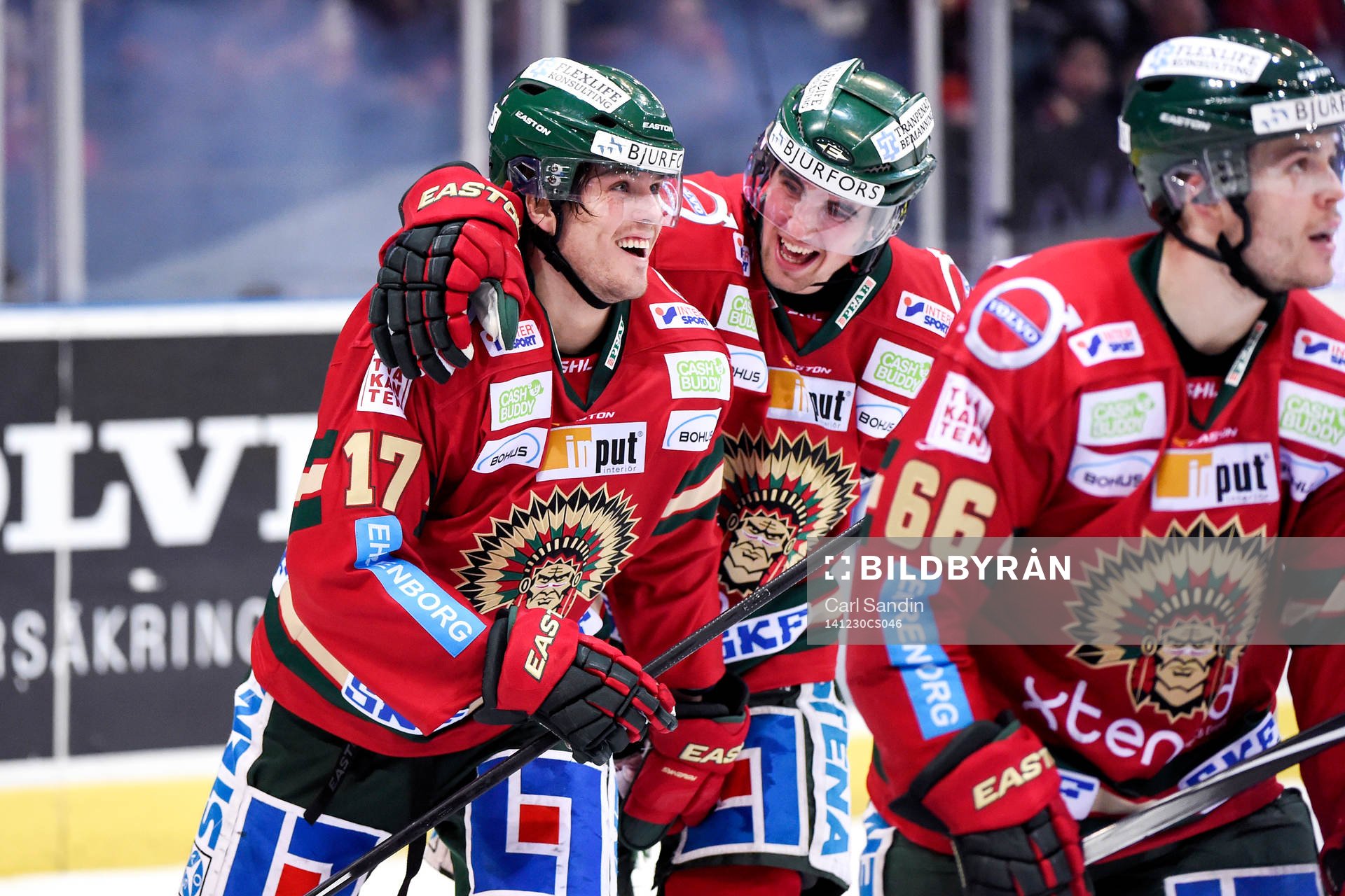 Frölundas Sebastian Stålberg och Erik Gustafsson jublar