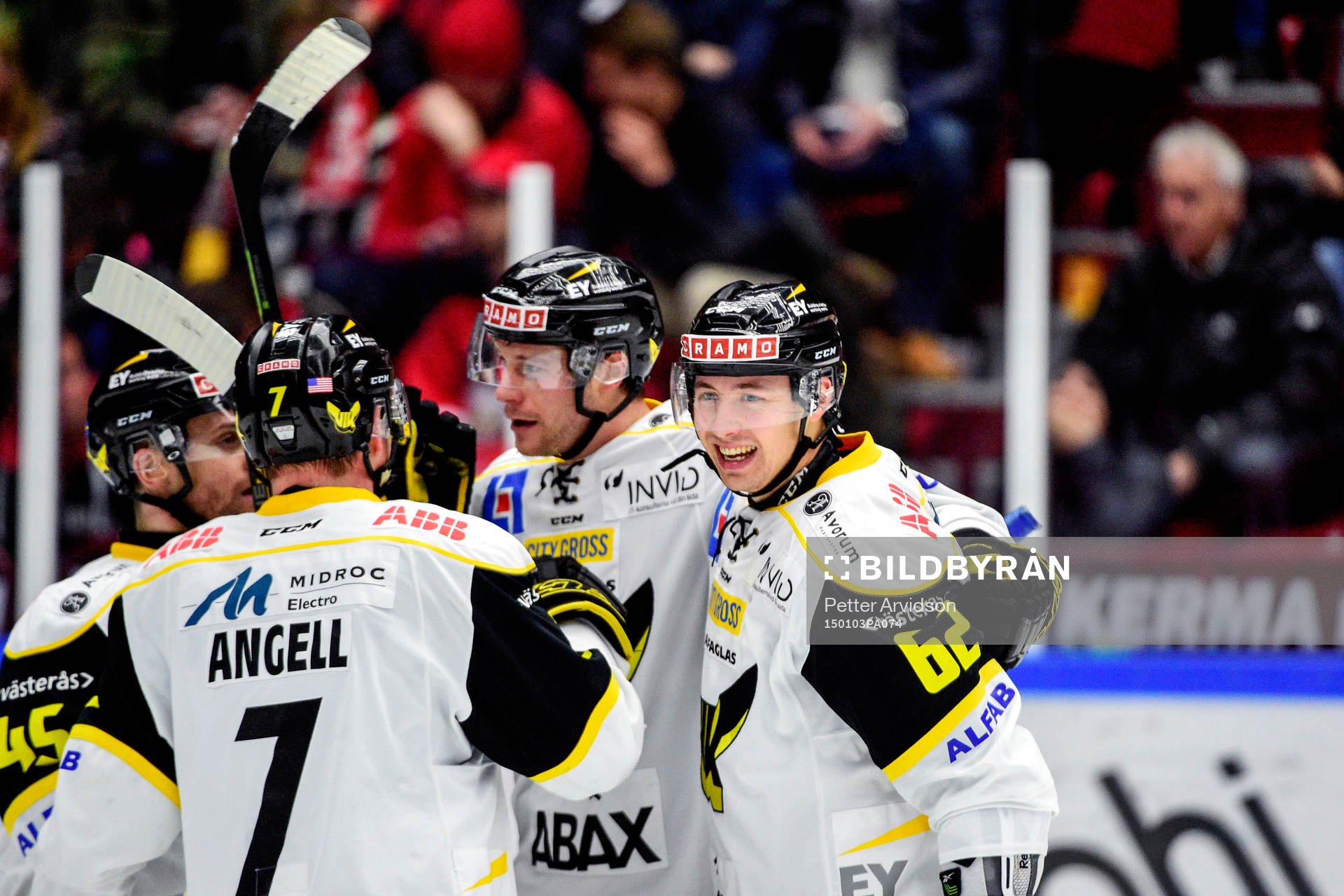 Västerås Robin Jacobsson jublar