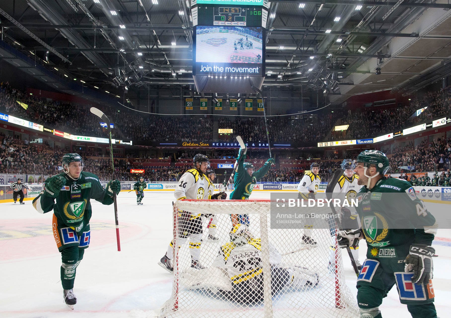 Färjestads Per Åslund jublar