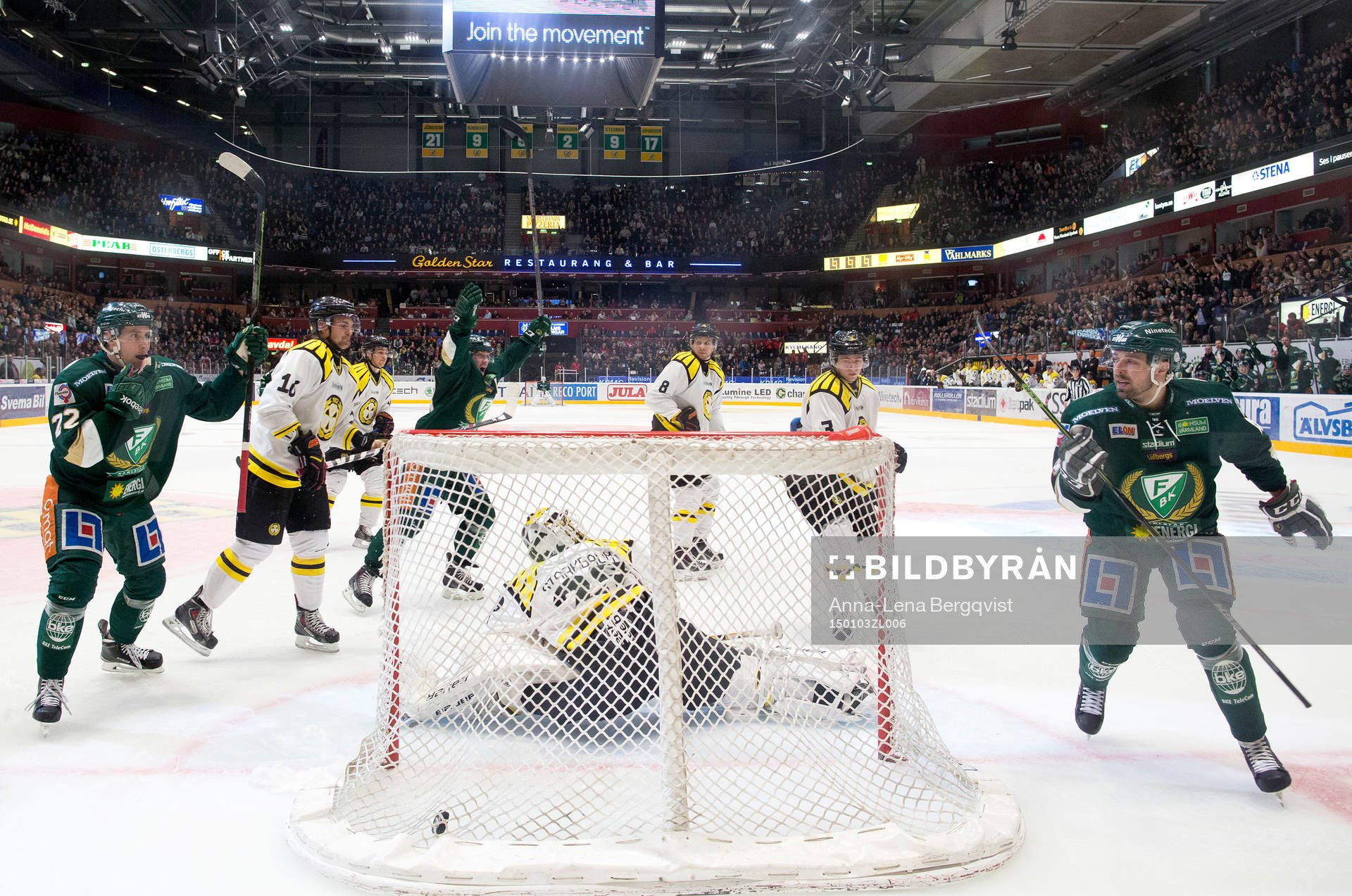 Färjestads Per Åslund jublar