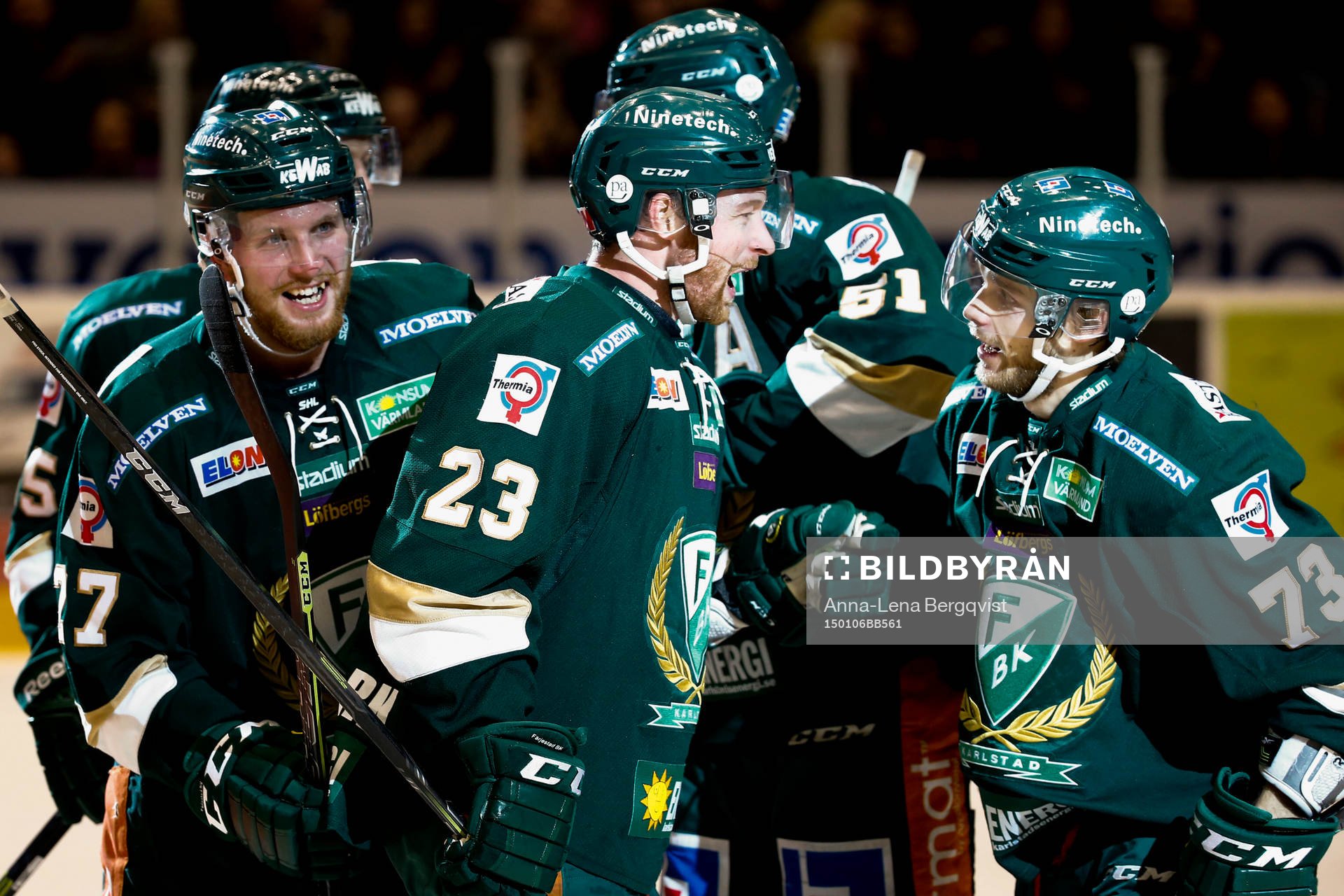 Färjestads spelare jublar
