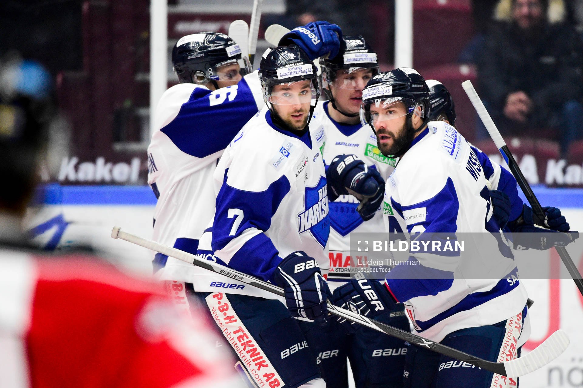 Karlskogas spelare jublar