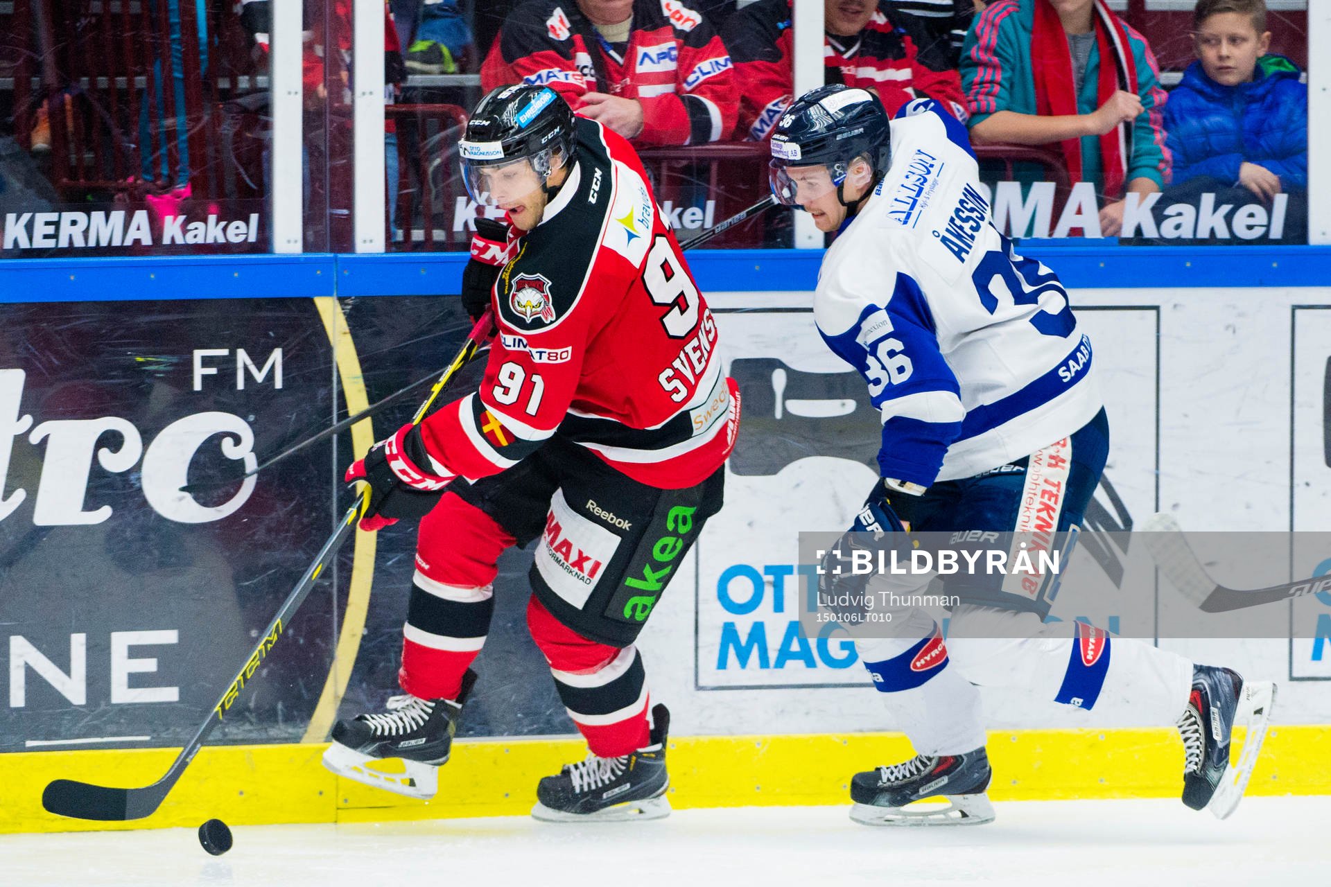 Karlskogas Adam Åkesson jagar Malmö Redhawks Björn
