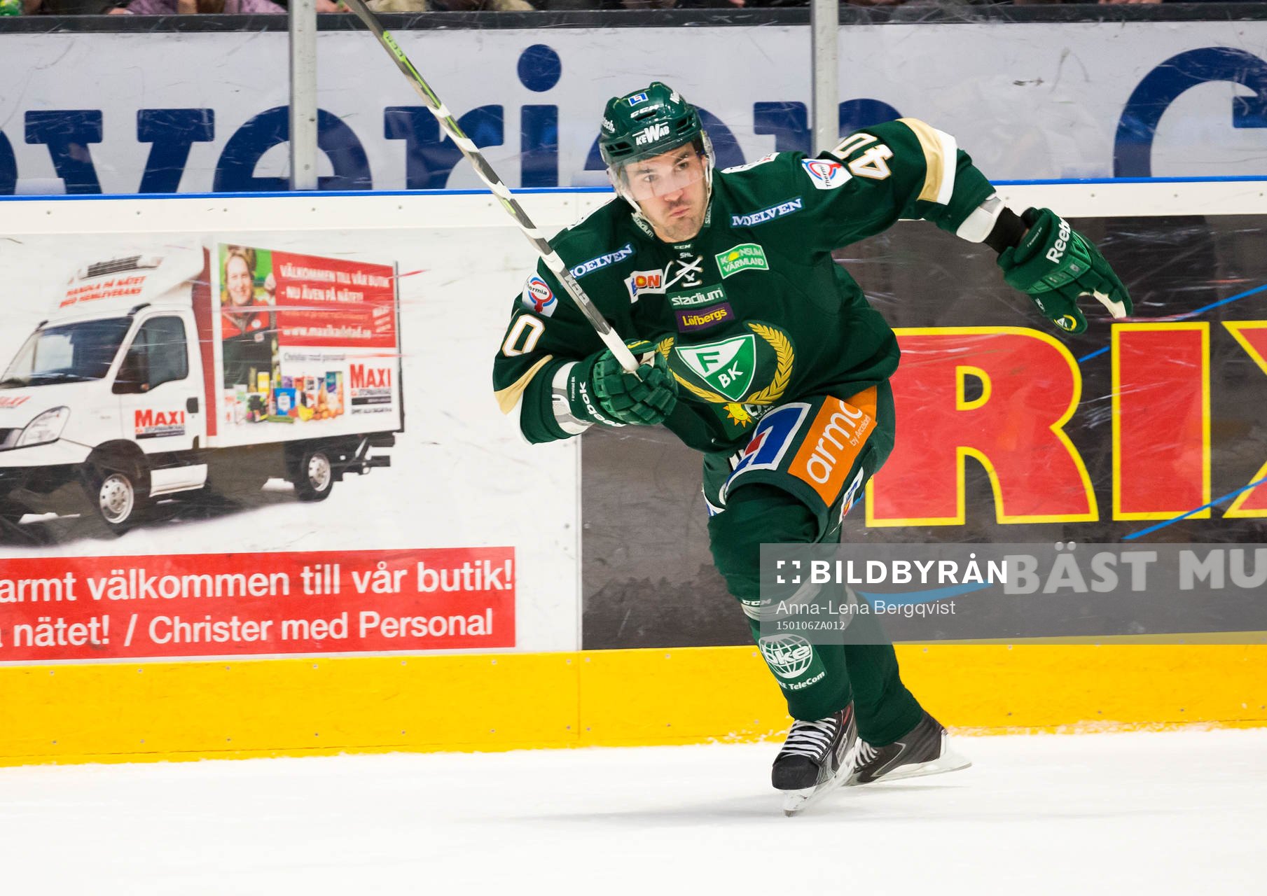 Färjestads Niclas Arell i action