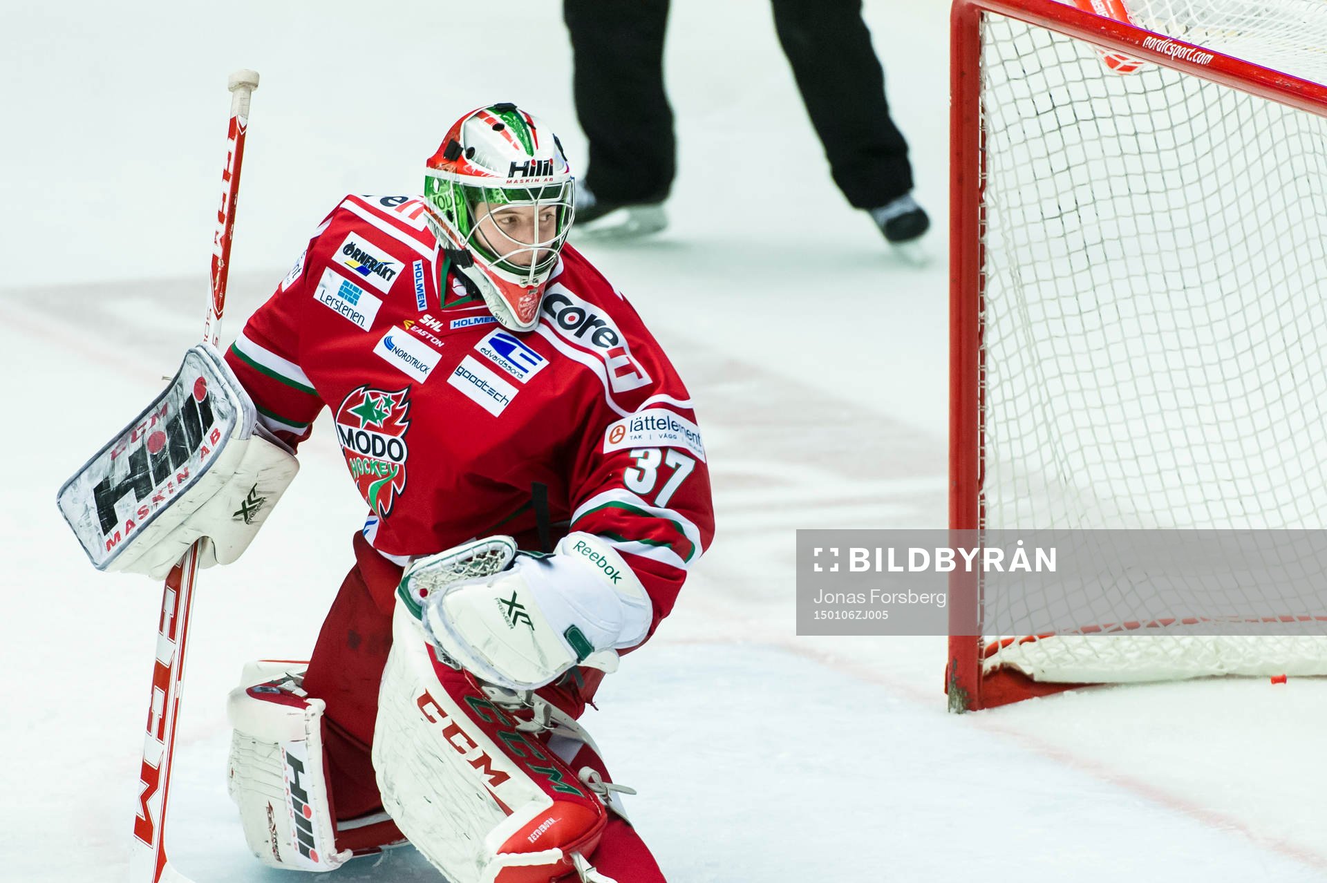 Modos målvakt Adam Reideborn