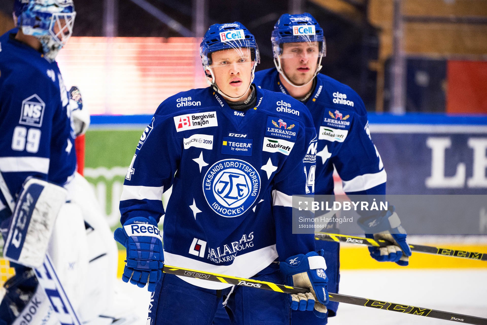 Leksands Carl Ericson före ishockeymatchen i SHL mellan