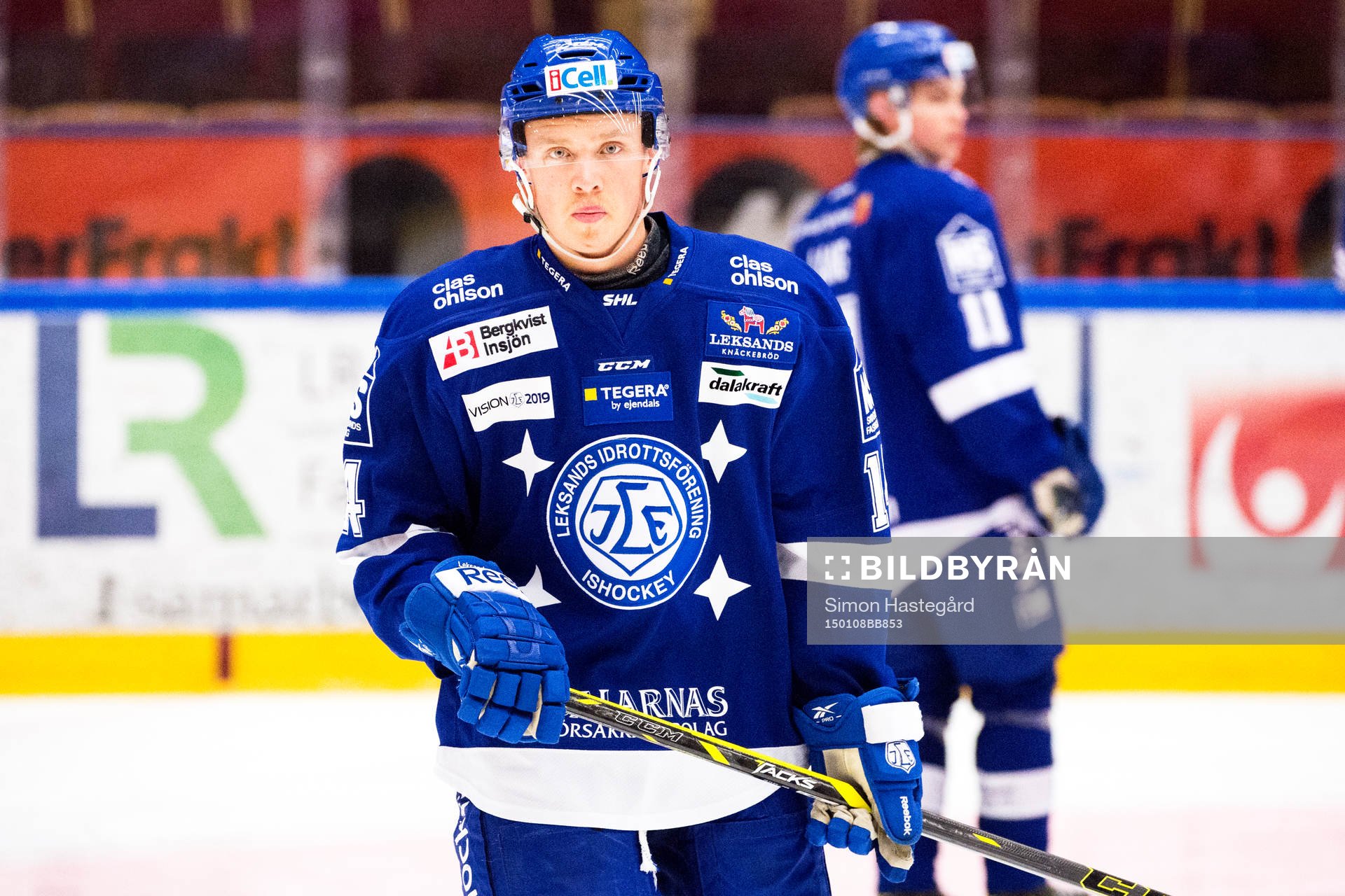 Leksands Carl Ericson deppar före ishockeymatchen i SHL