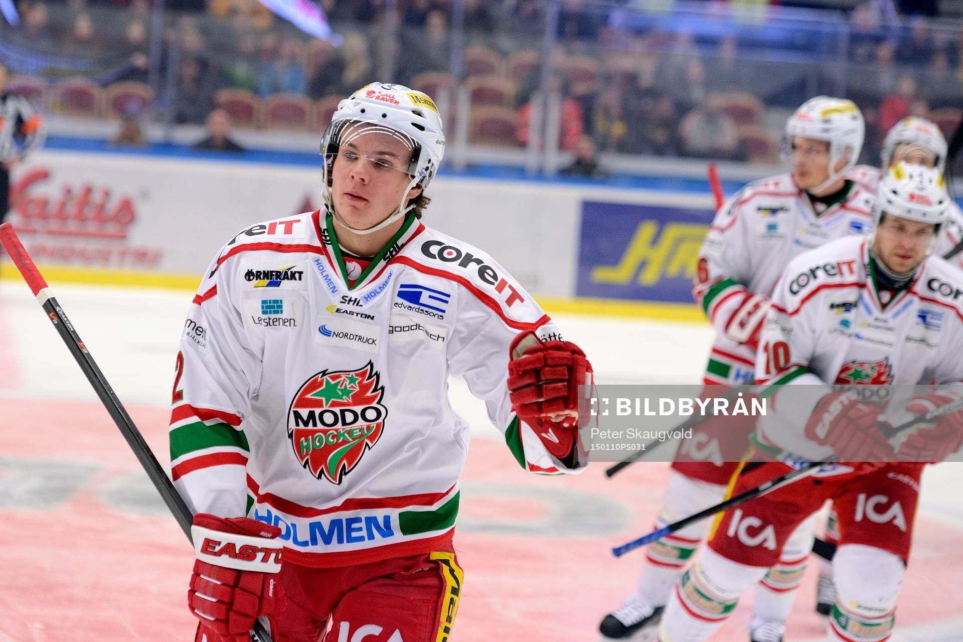 Modos Victor Olofsson jublar