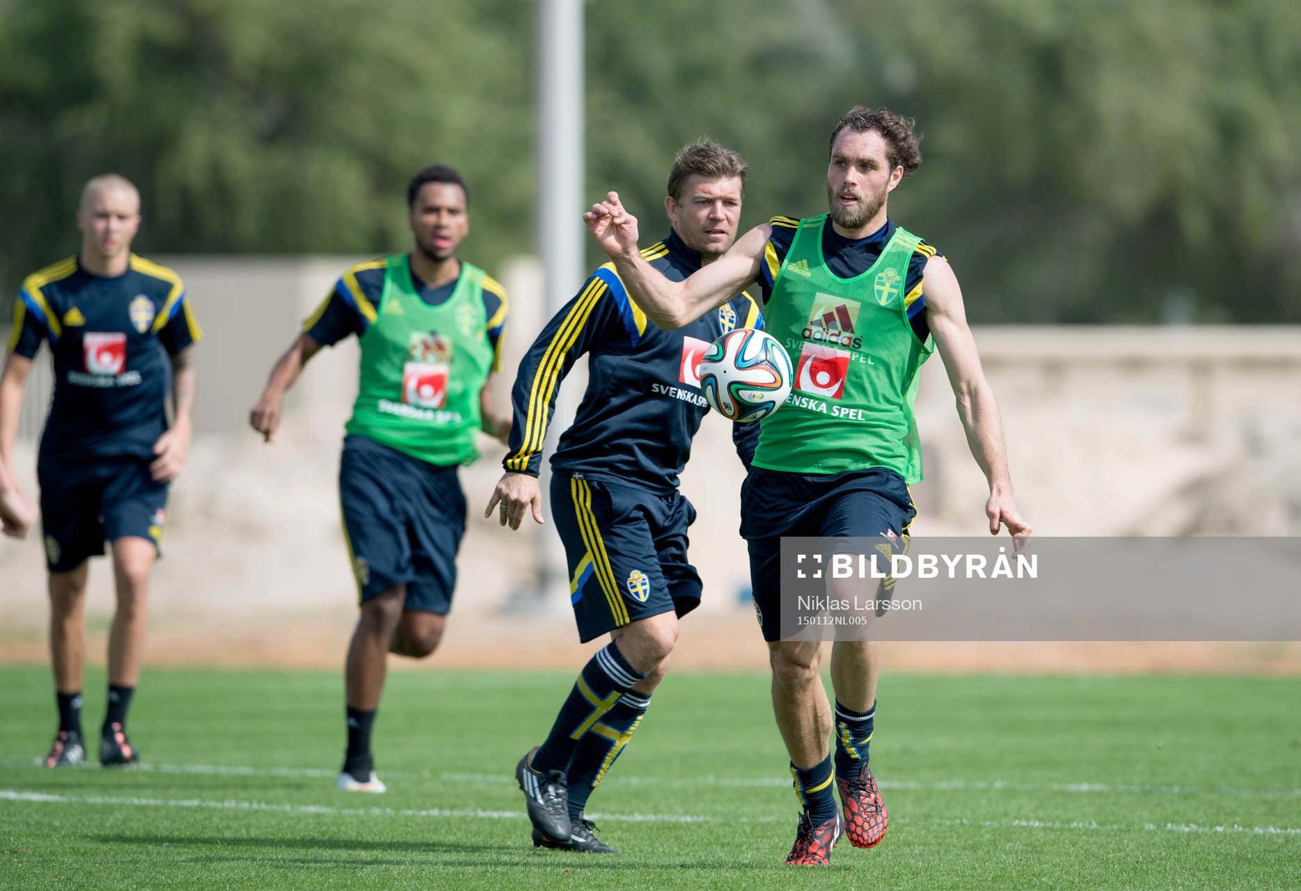 Sveriges Johan Elmander och Marcus Allbäck