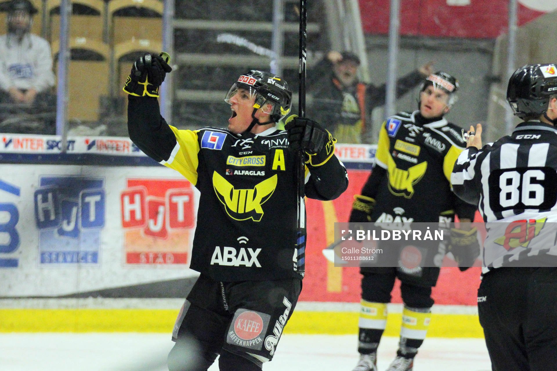 Västerås Nicholas Angell jublar