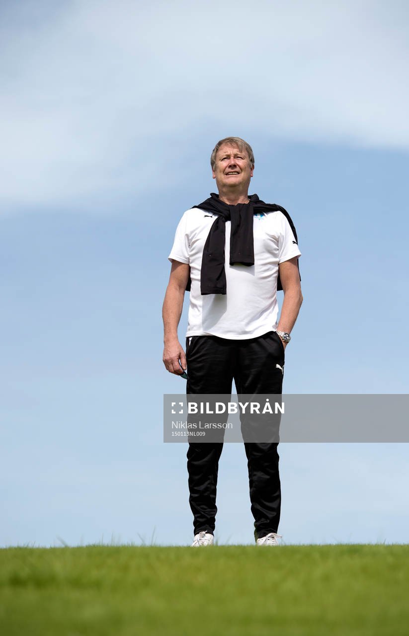 Åge Hareide, tränare Malmö under en träning den 13 januari 2015 i Abu Dhabi.