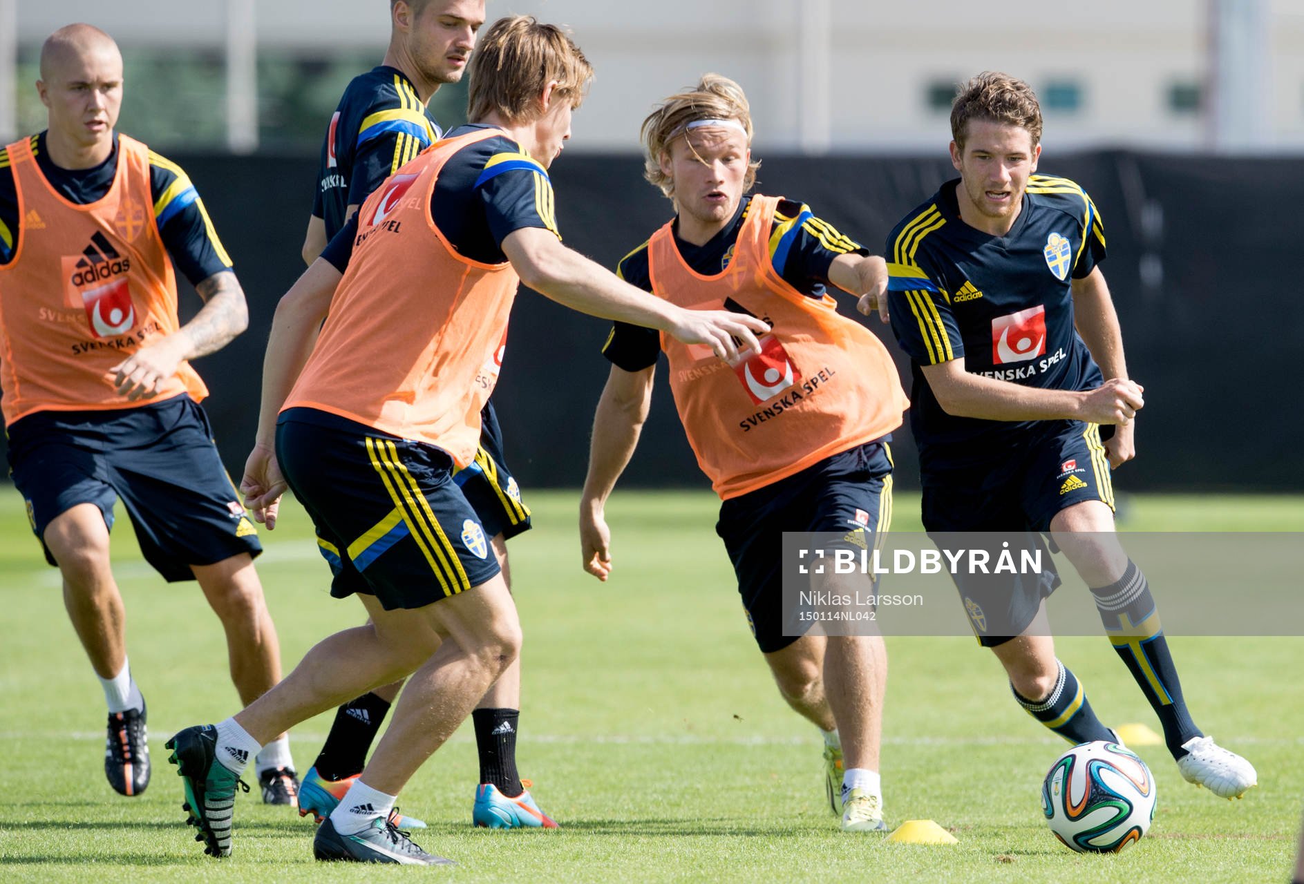 Sveriges Marcus Rohdén och Nicklas Bärkroth under en träning den 14 januari 2015 i Abu Dhabi.
