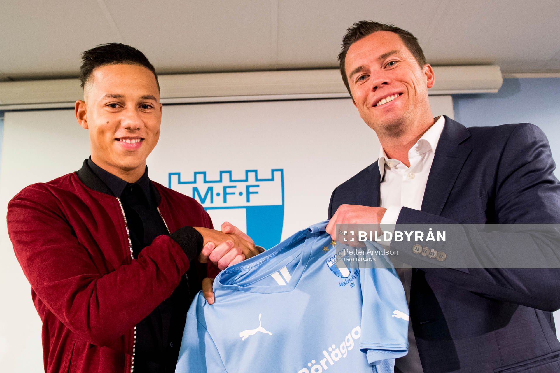 Tobias Sana och sportchef Daniel Andersson