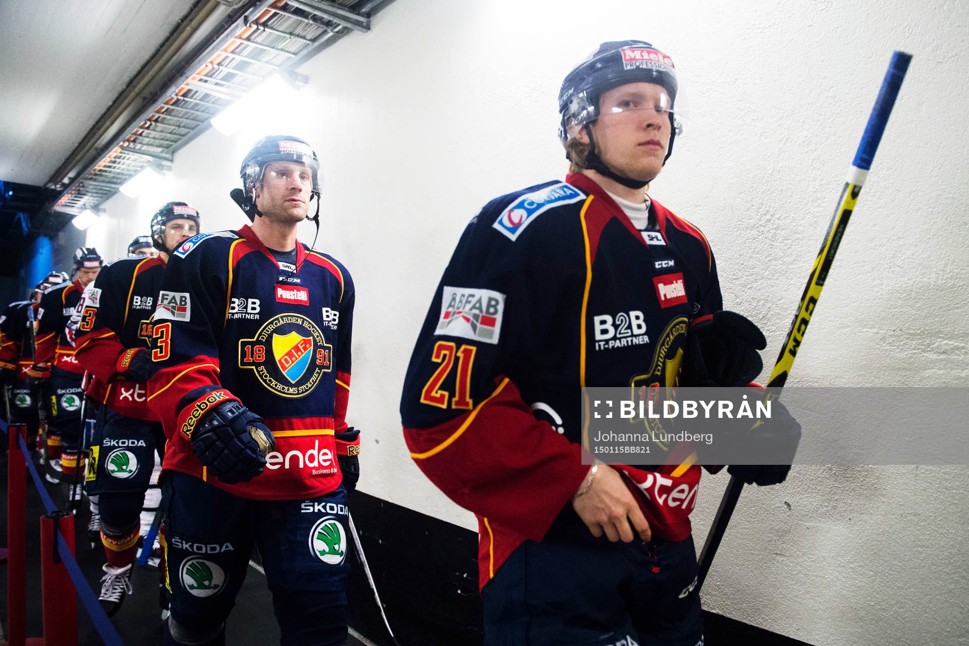 Djurgården Marcus Nilson bakom Nicklas Heinerö  är på