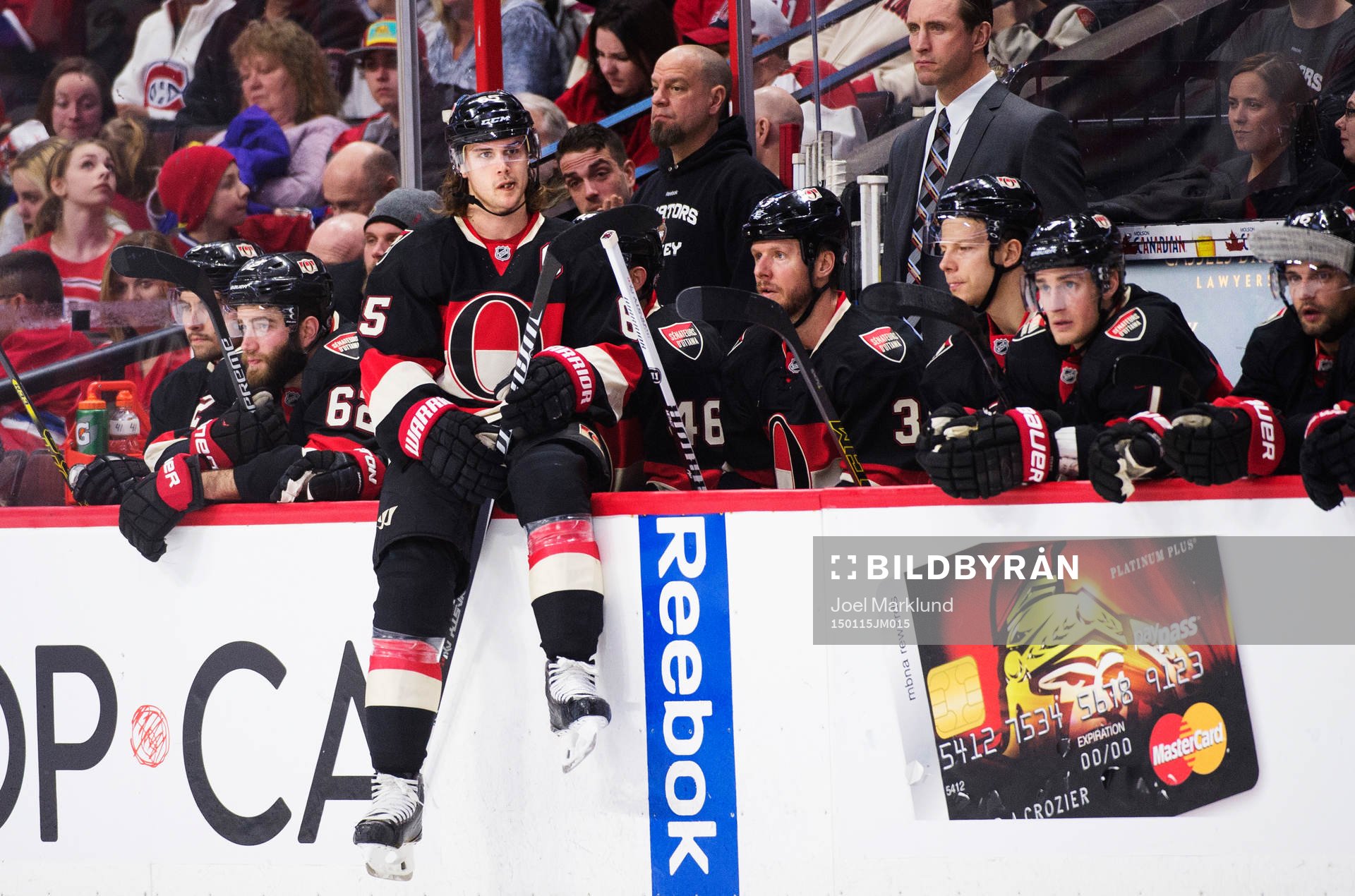 Ottawas Erik Karlsson sitter på bänkkanten