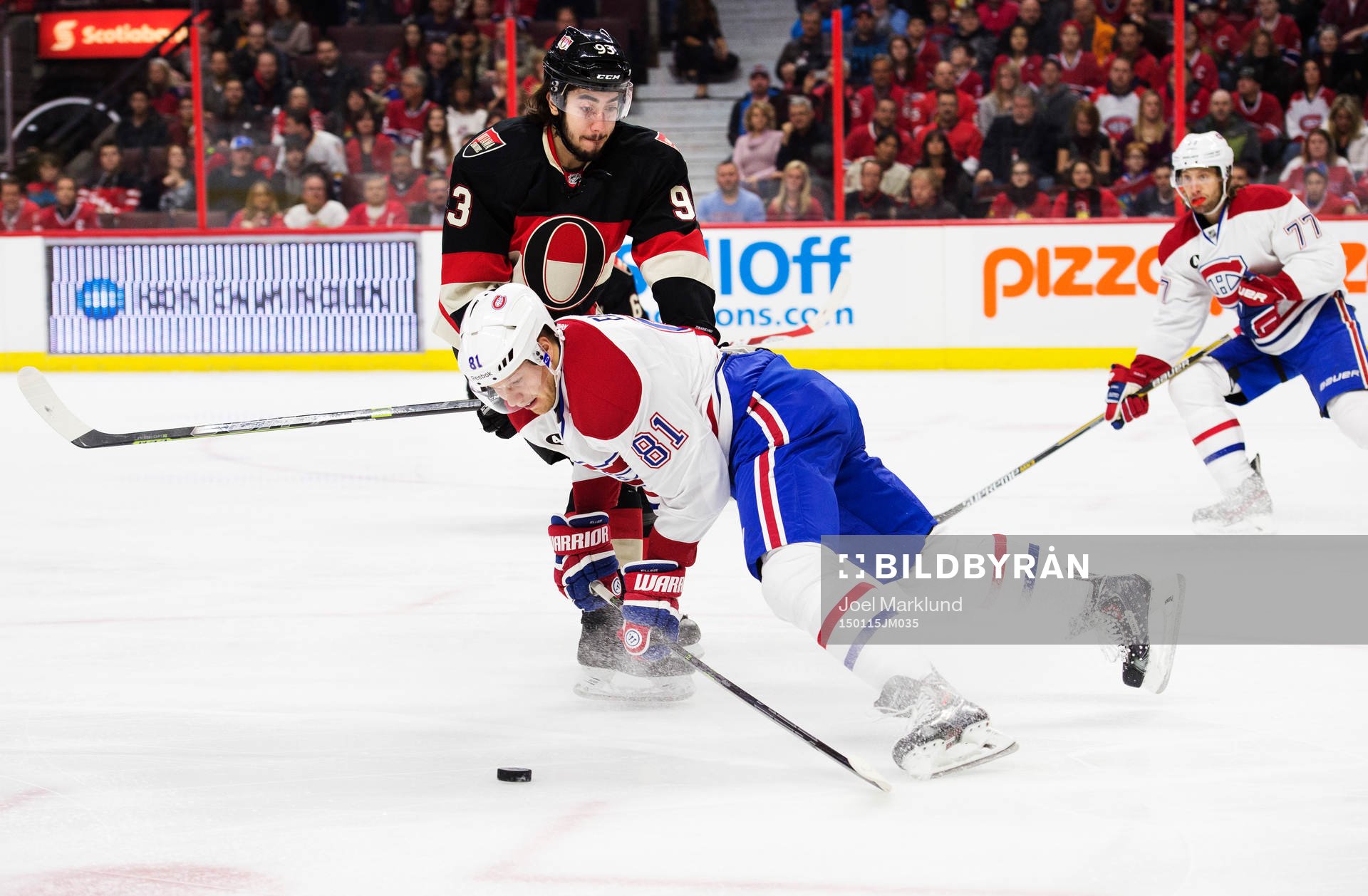 Ottawas Mika Zibanejad tacklar Montreals Lars Eller