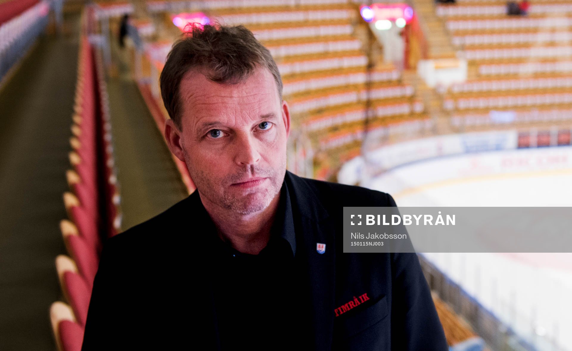 Timrås klubbdirektör Lars Nolander innan matchen i