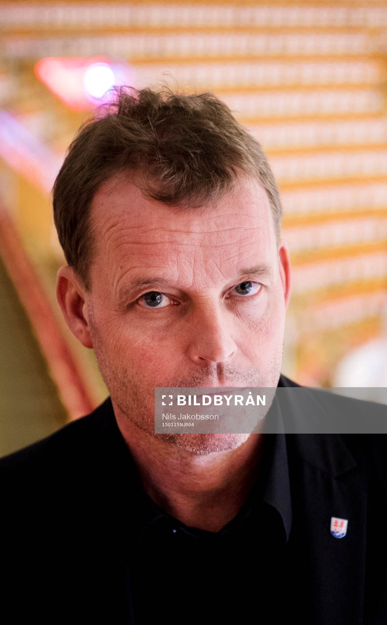 Timrås klubbdirektör Lars Nolander innan matchen i