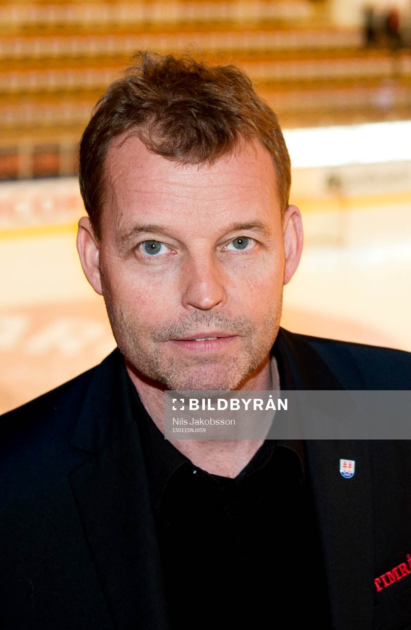 Timrås klubbdirektör Lars Nolander innan matchen i
