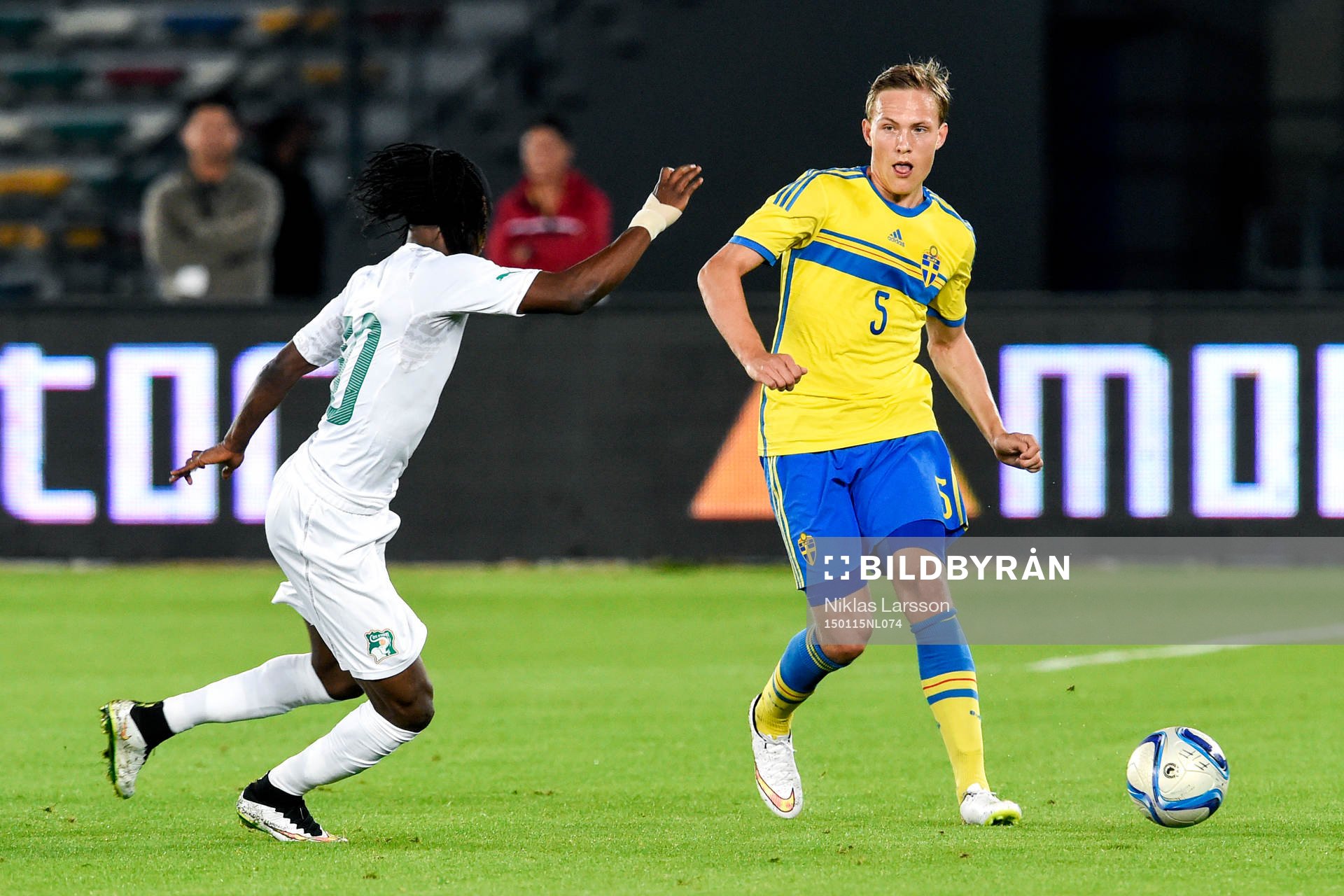 Elfenbenskustens Kouassi Gervais Yao och Sveriges Ludwig