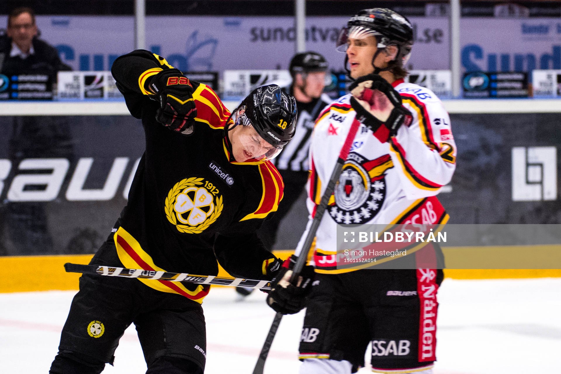Brynäs Anton Rödin jublar