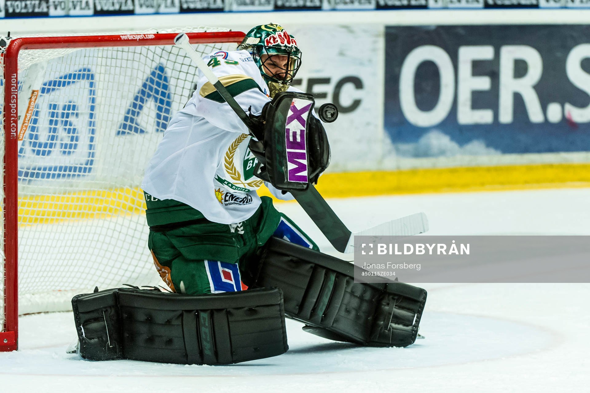 Färjestads målvakt Justin Pogge