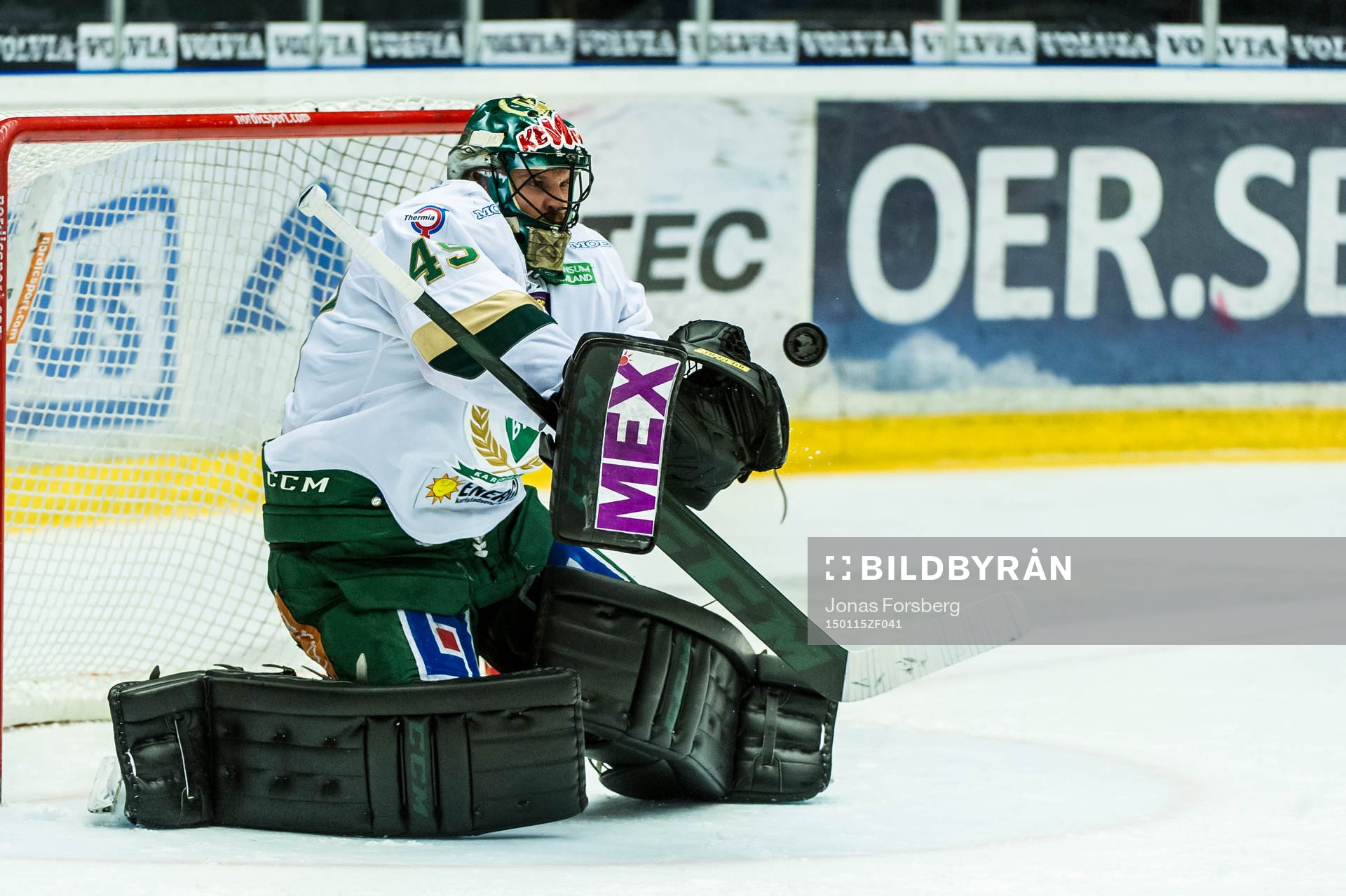 Färjestads målvakt Justin Pogge