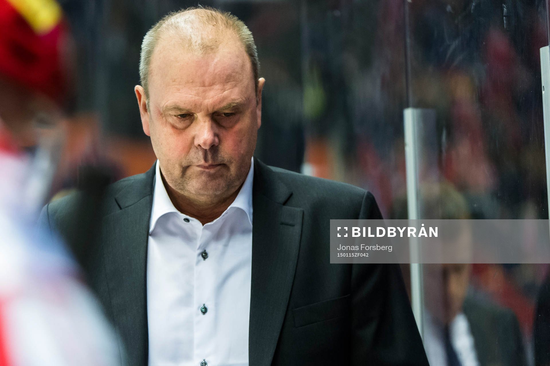 Modos tränare Per-Erik Johnsson deppar