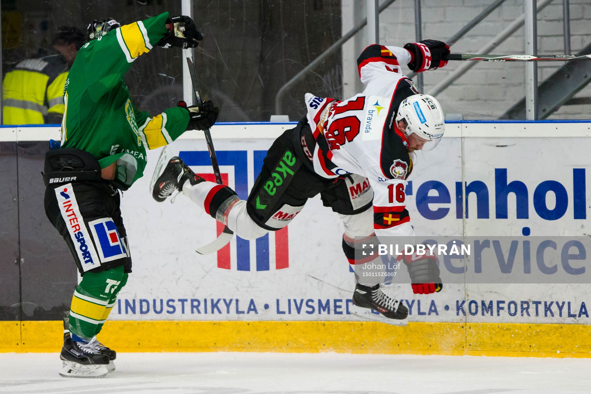 Björklövens Jonathan Harty ger Malmös Magnus Häggström