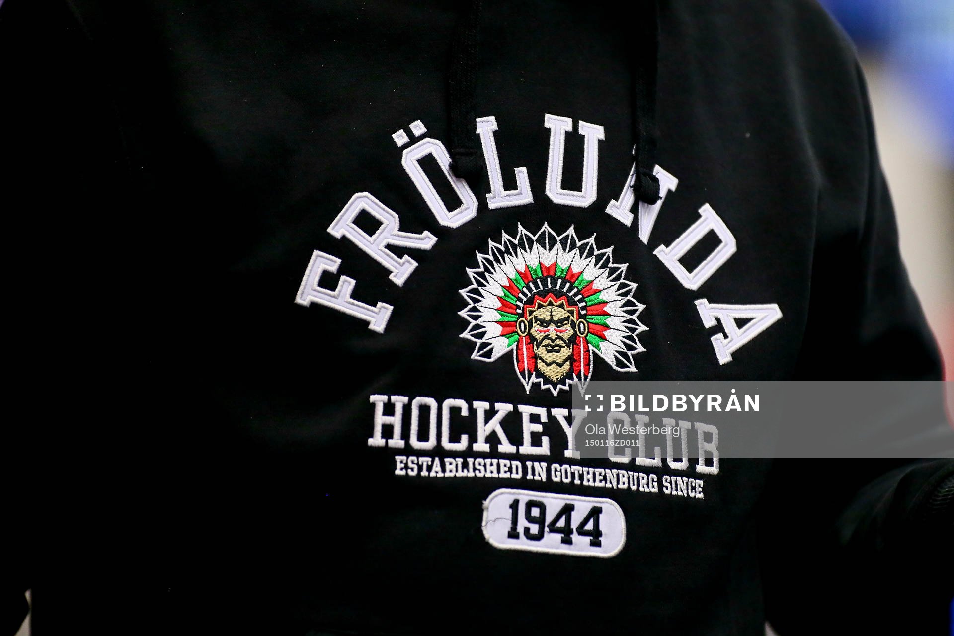 Frölundas logo på en tröja