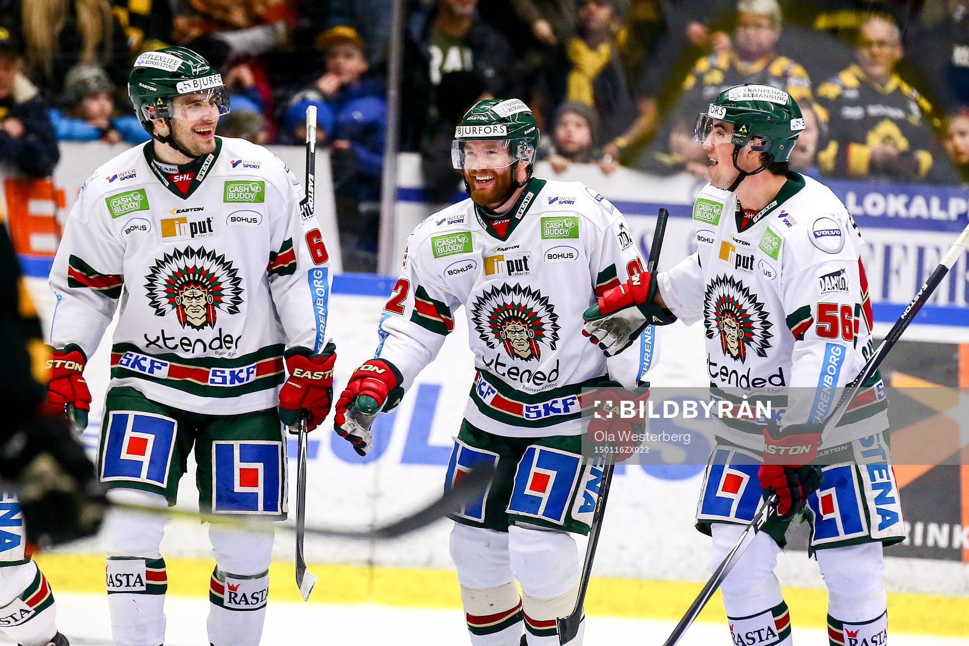 Frölundas Robin Figren  och Erik Gustafsson jublar